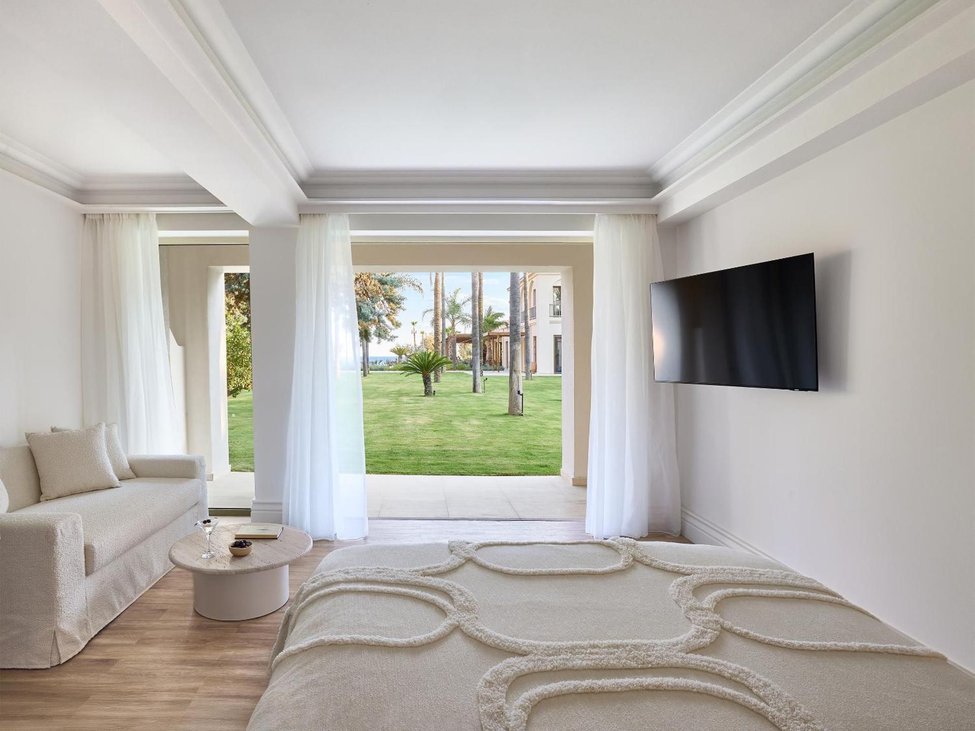 Deluxe Room Veranda