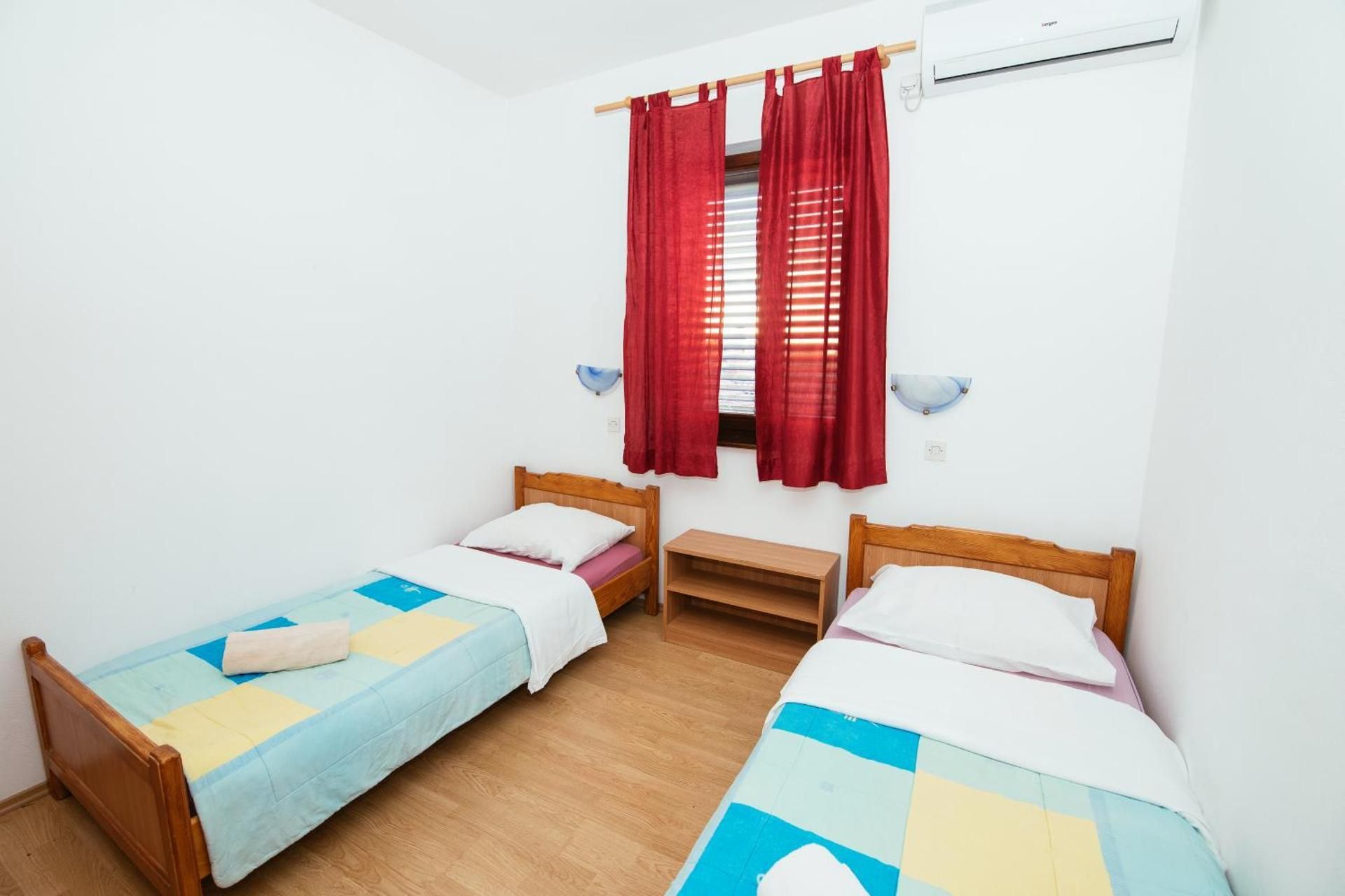 Twin Room with Private Bathroom