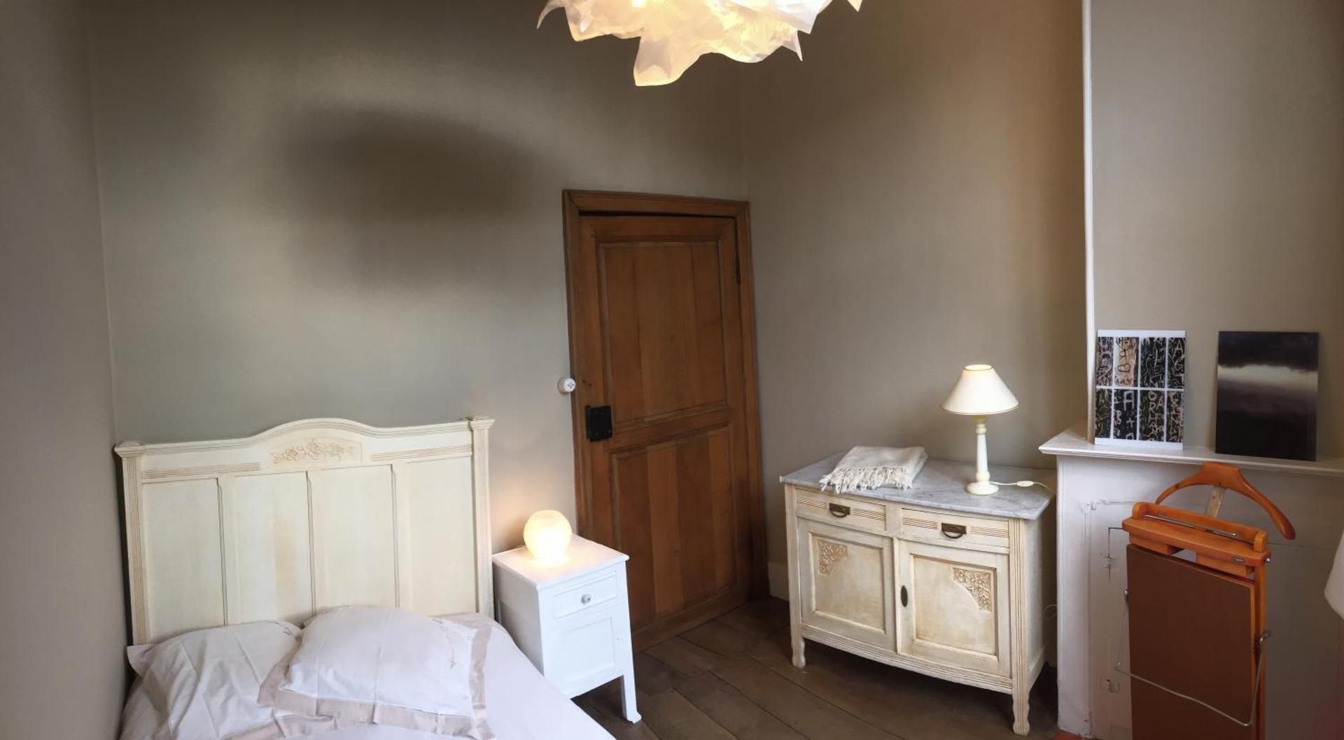 Single Room with Shared Bathroom