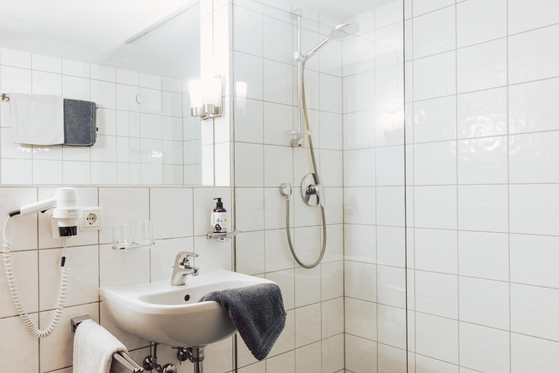 Four-Bedroom Apartment (10 Adults)