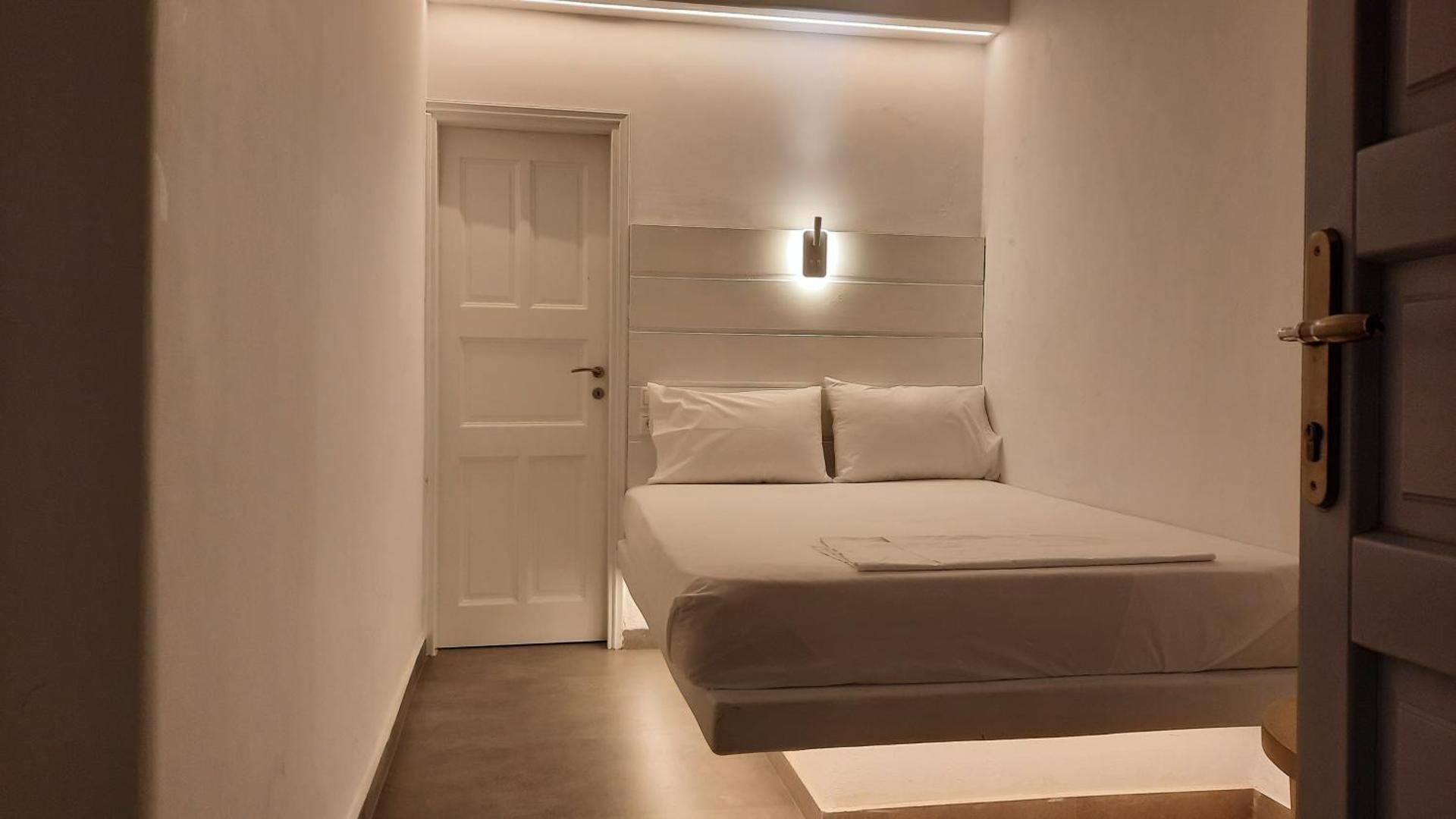 Standard Single Room with Shower