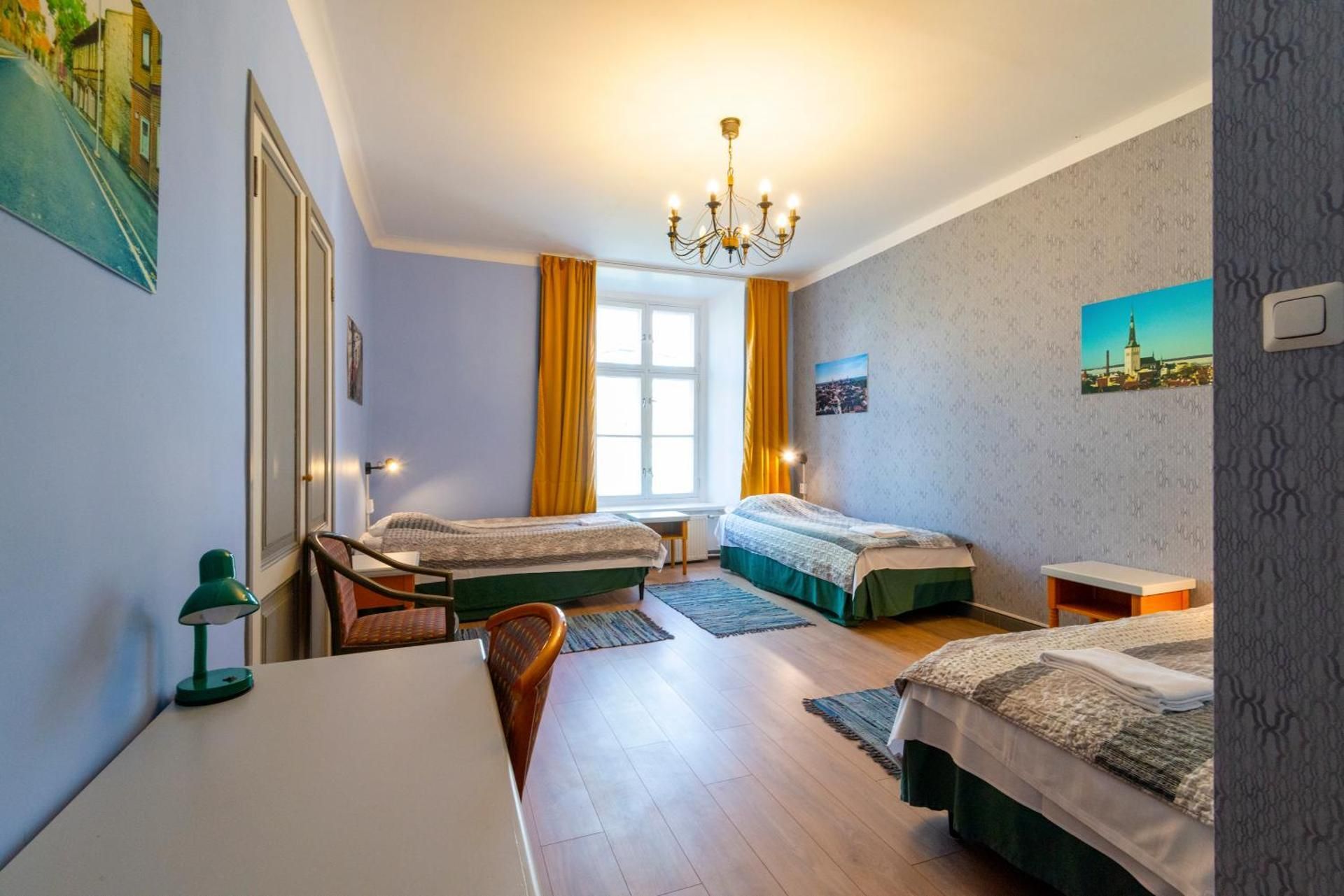 Triple Room with Shared Bathroom