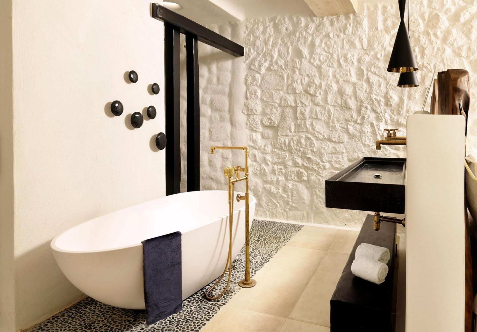 Design Junior Suite with Seaview & Outdoor Hot Tub