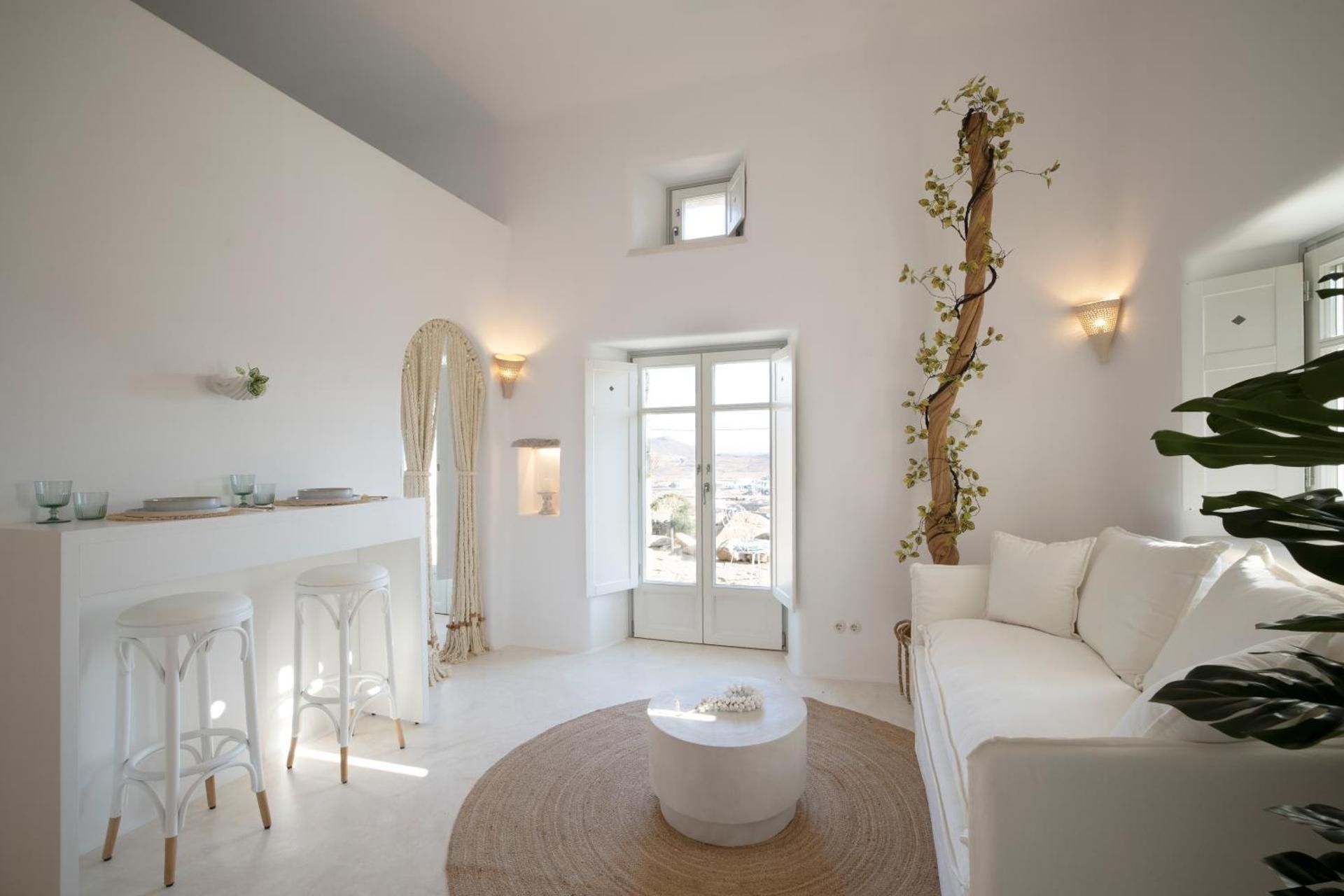Deluxe Suite with Sea View