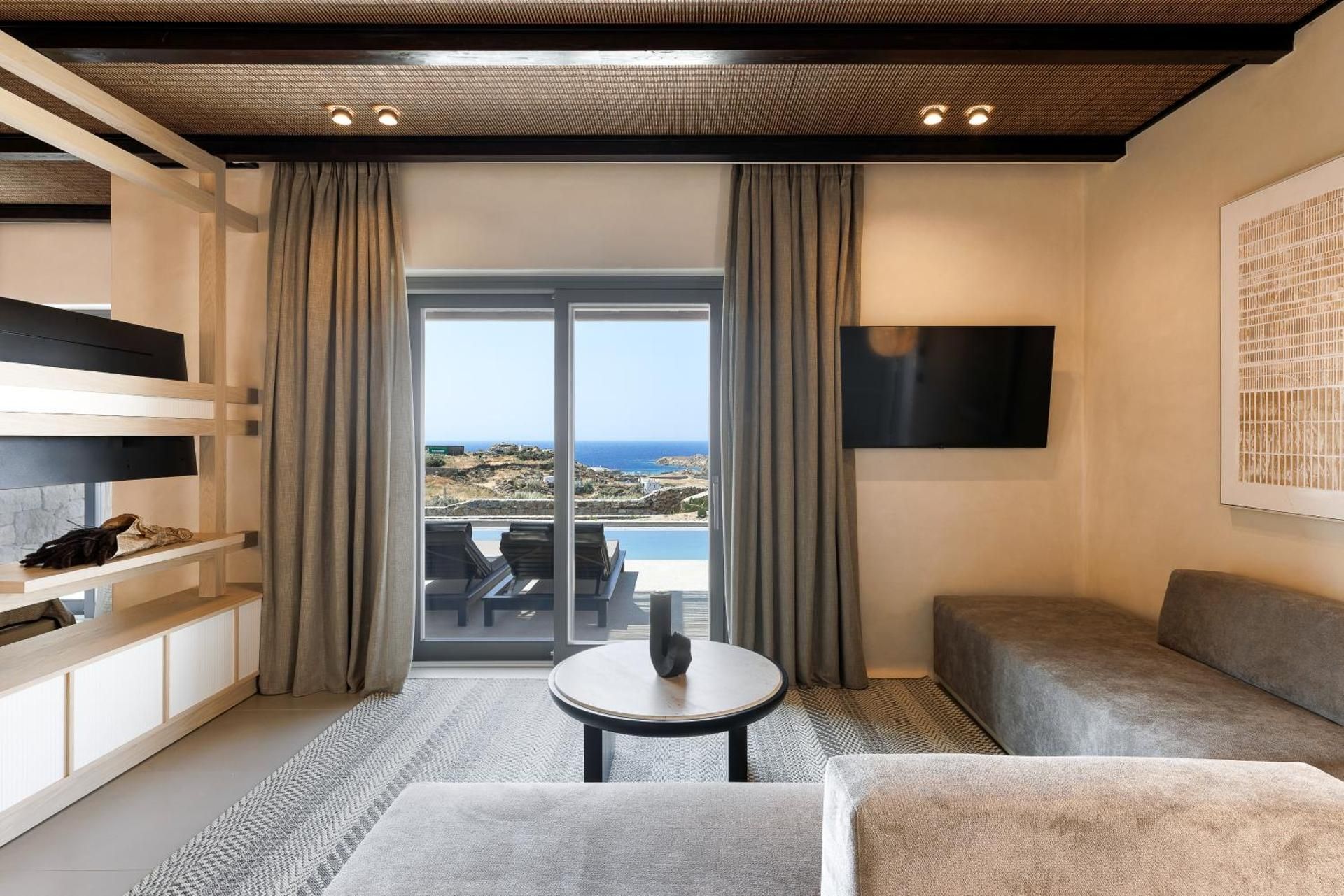 Deluxe Suite Sea View with Private Pool