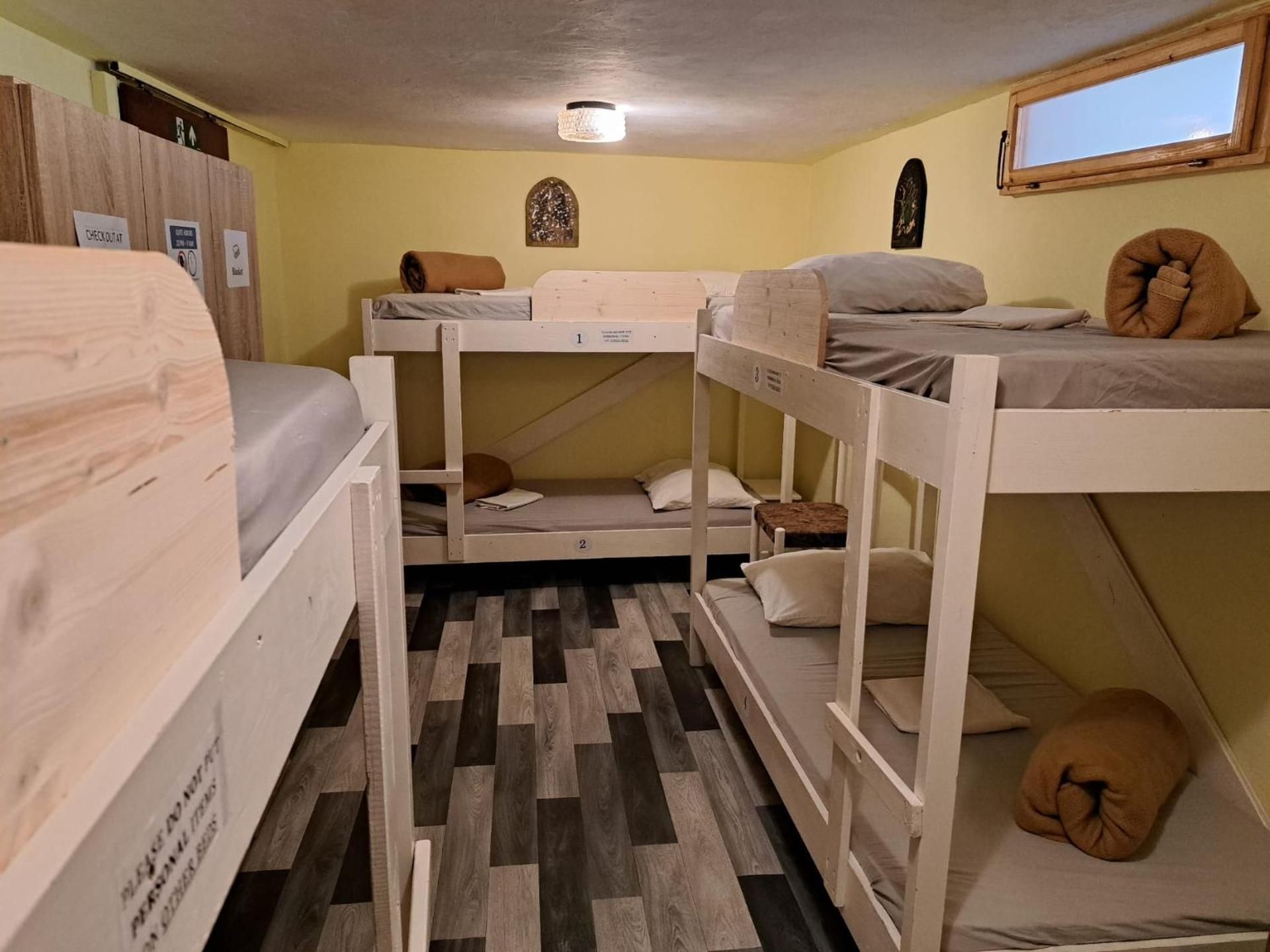 Bed in 12-Bed Mixed Dormitory Room