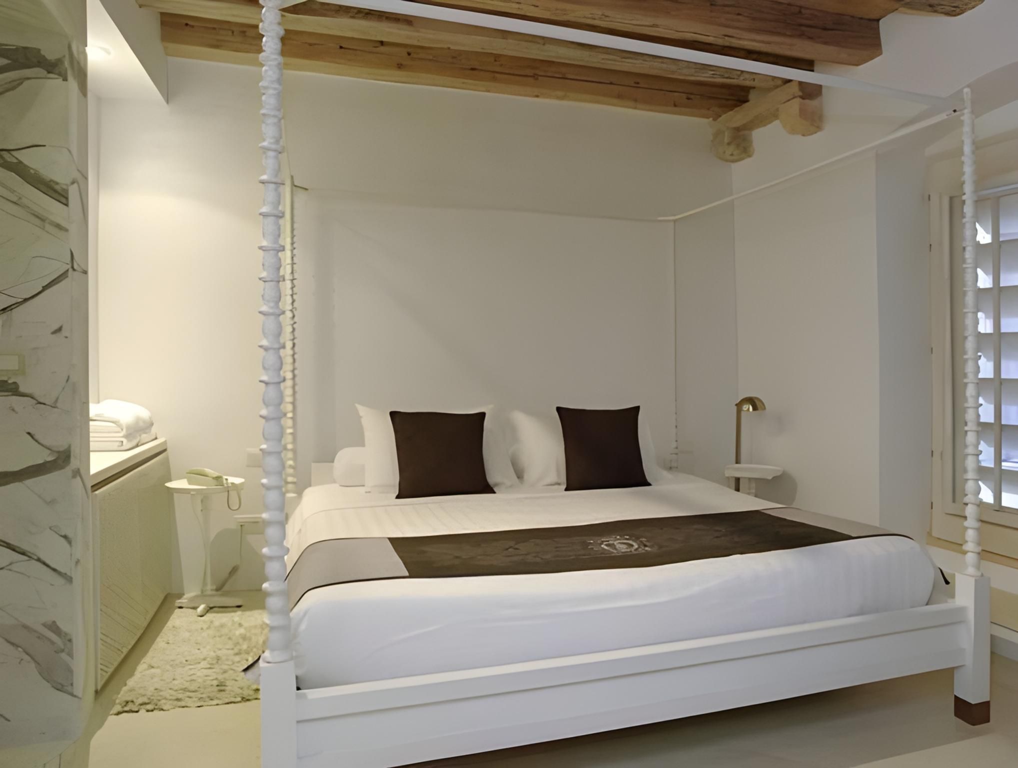 One-Bedroom Apartment - CEYLON