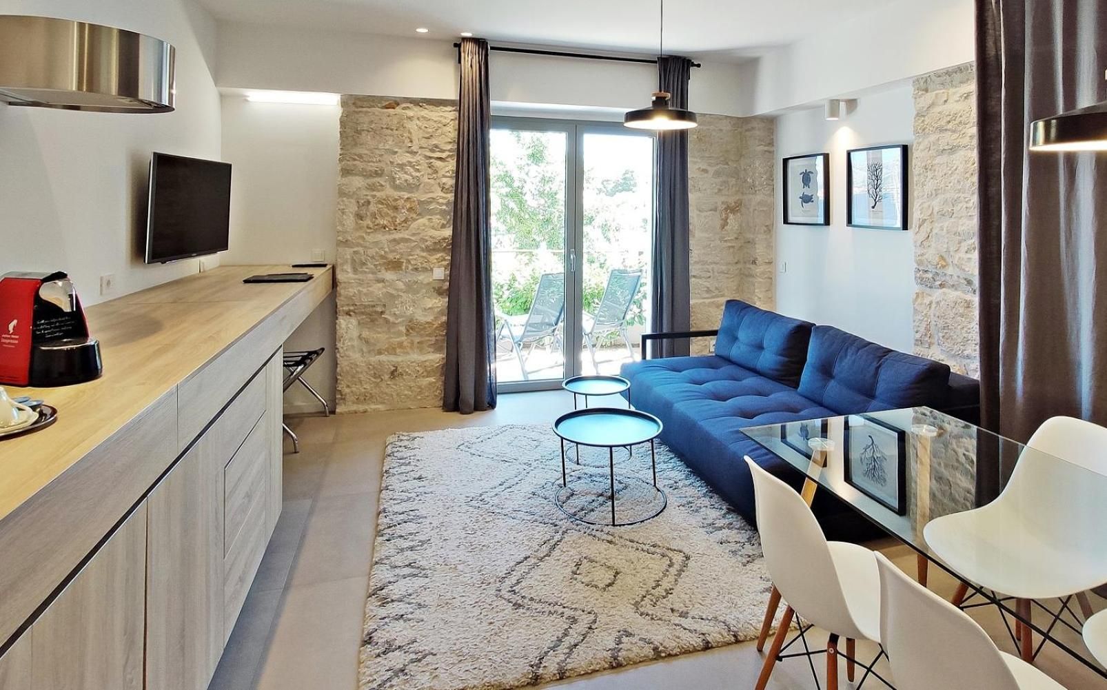 Suite with Sea View and Balcony