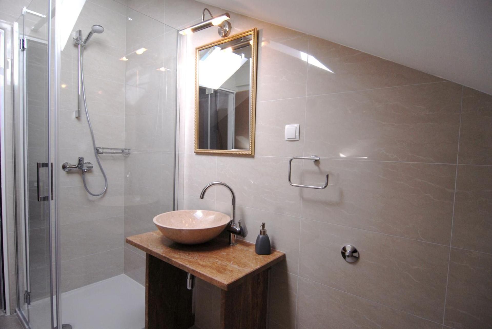 Double or Twin Room with Side Sea View