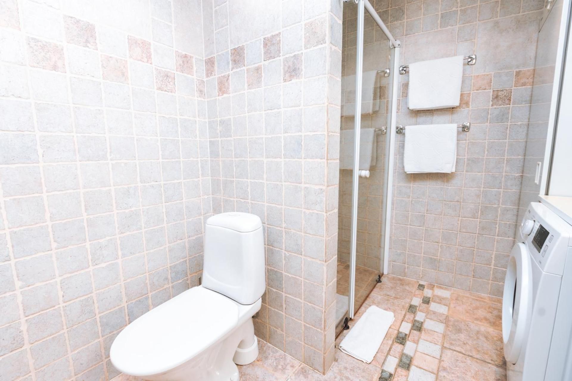 3-Bedroom Apartment