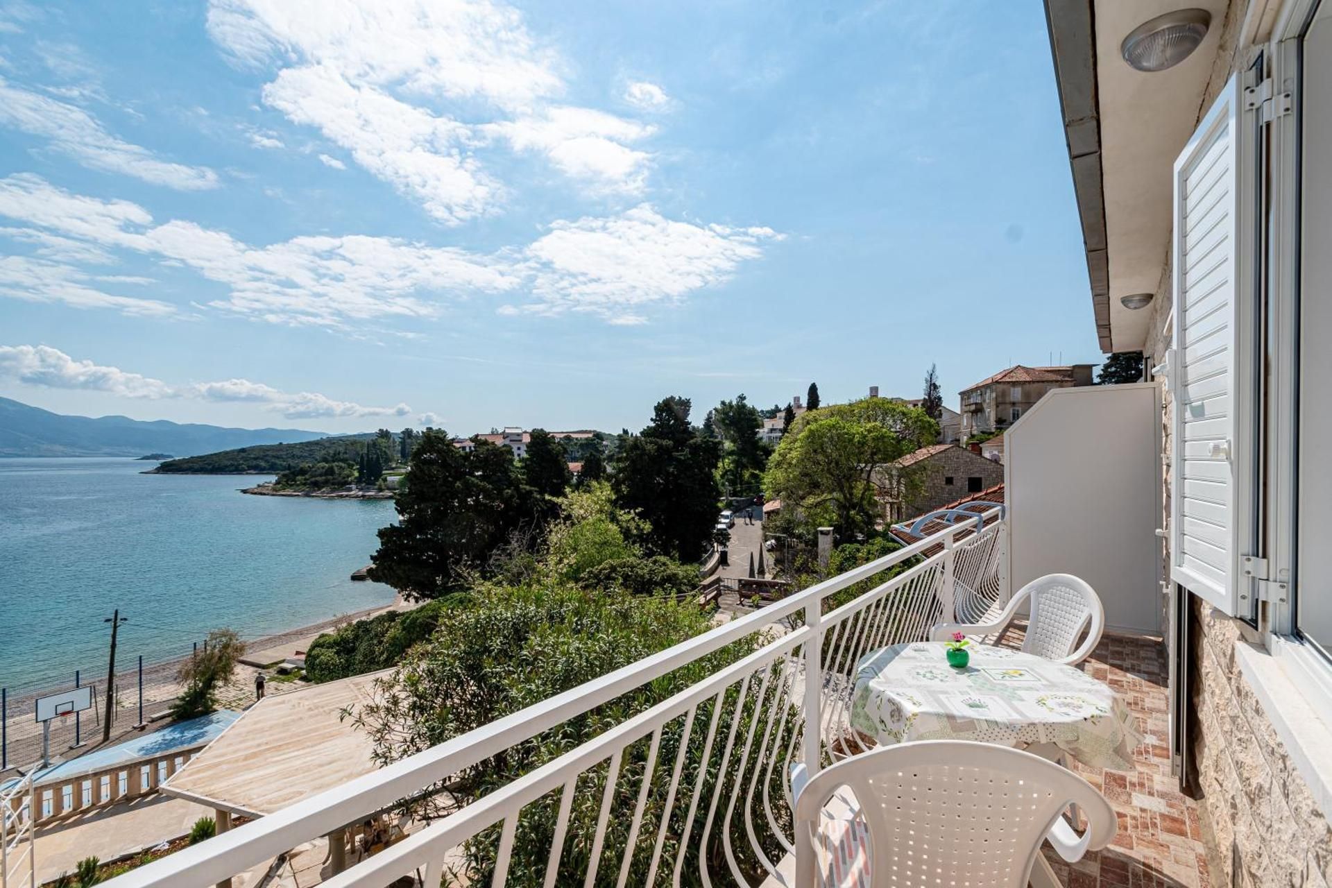 Apartment with Sea View