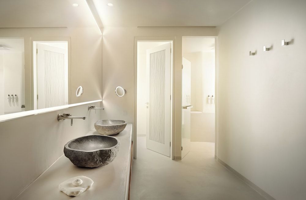 JUNIOR SUITE WITH HOT TUB