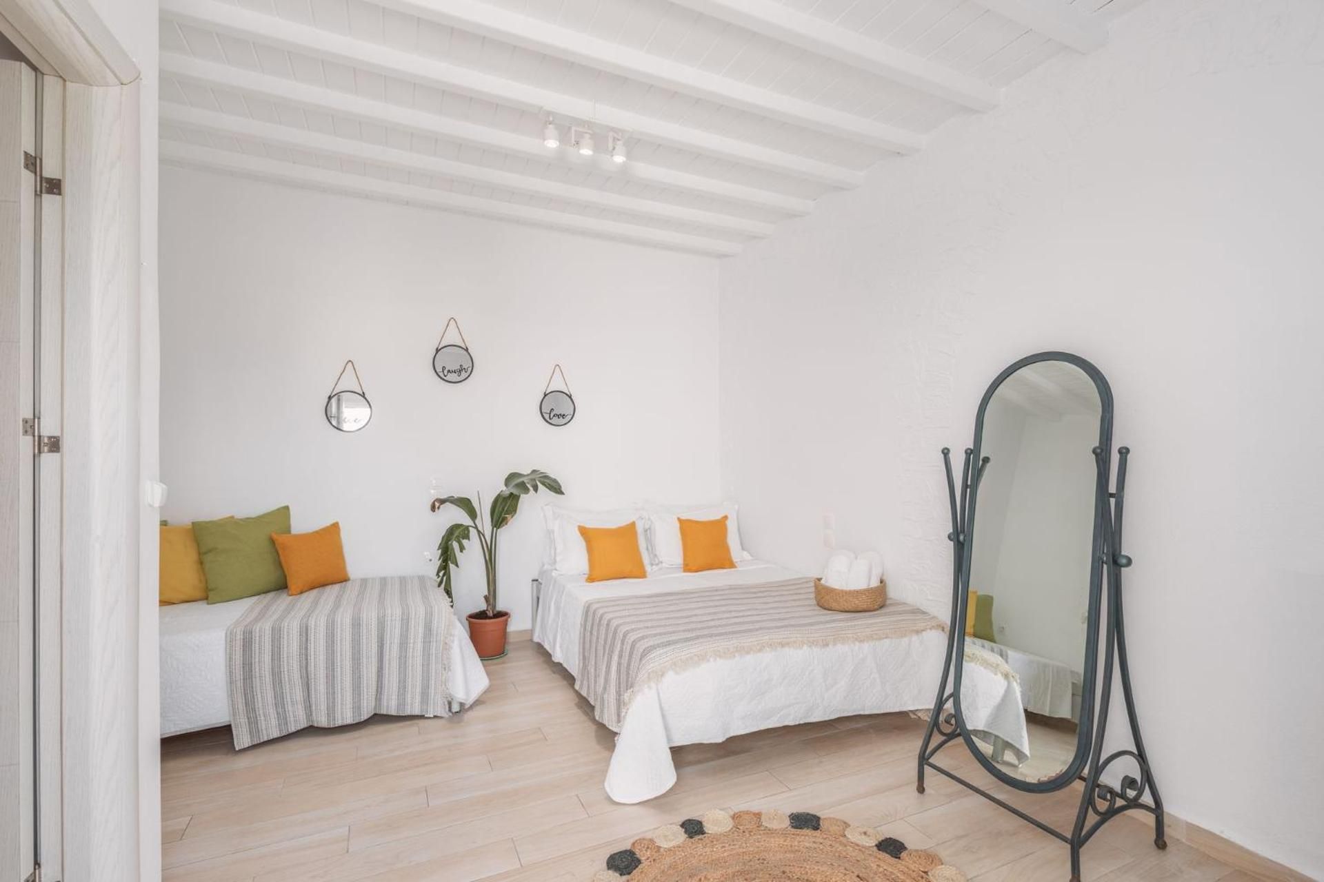 Comfort Triple Room
