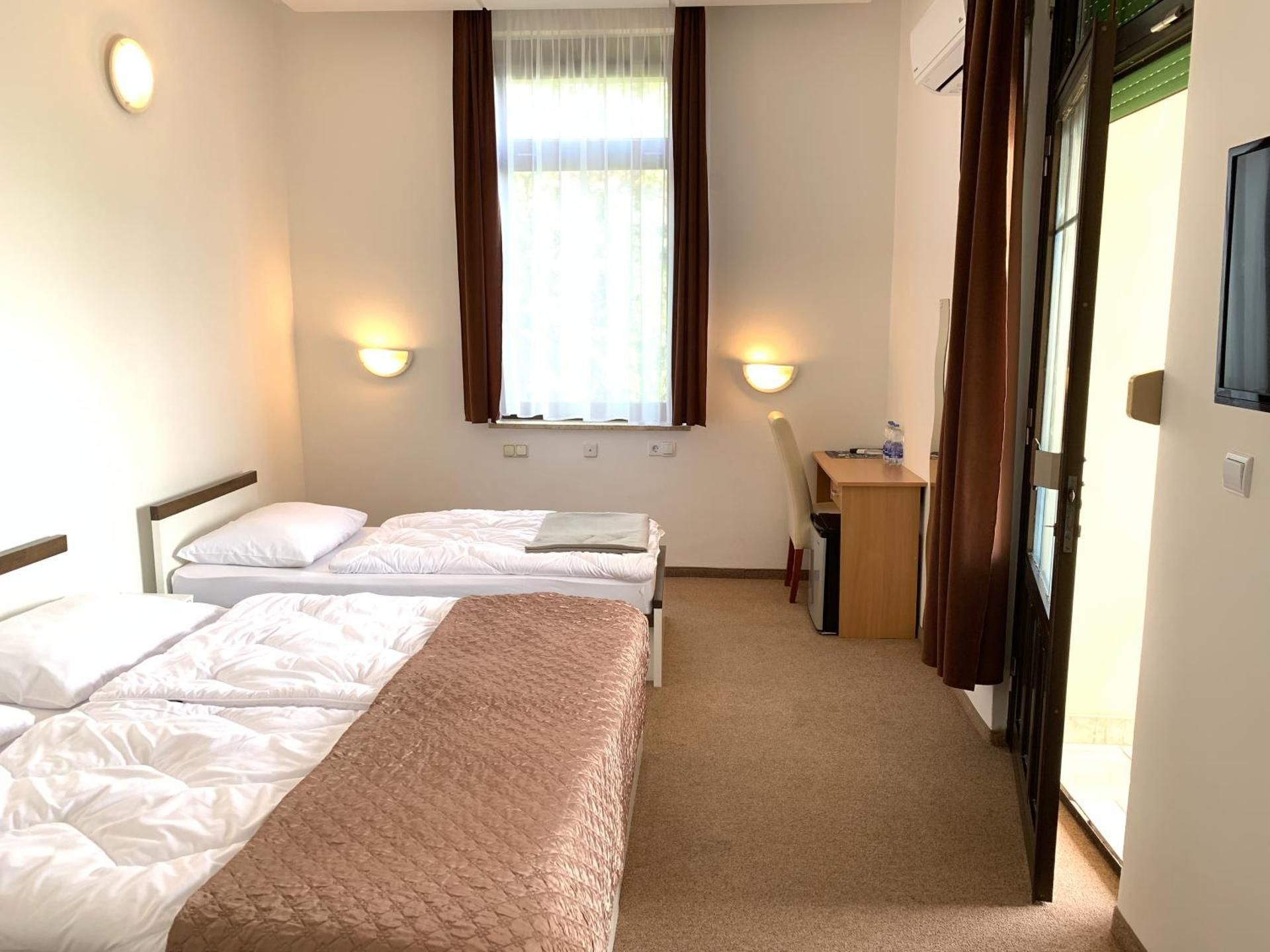 Triple Room with Sea View