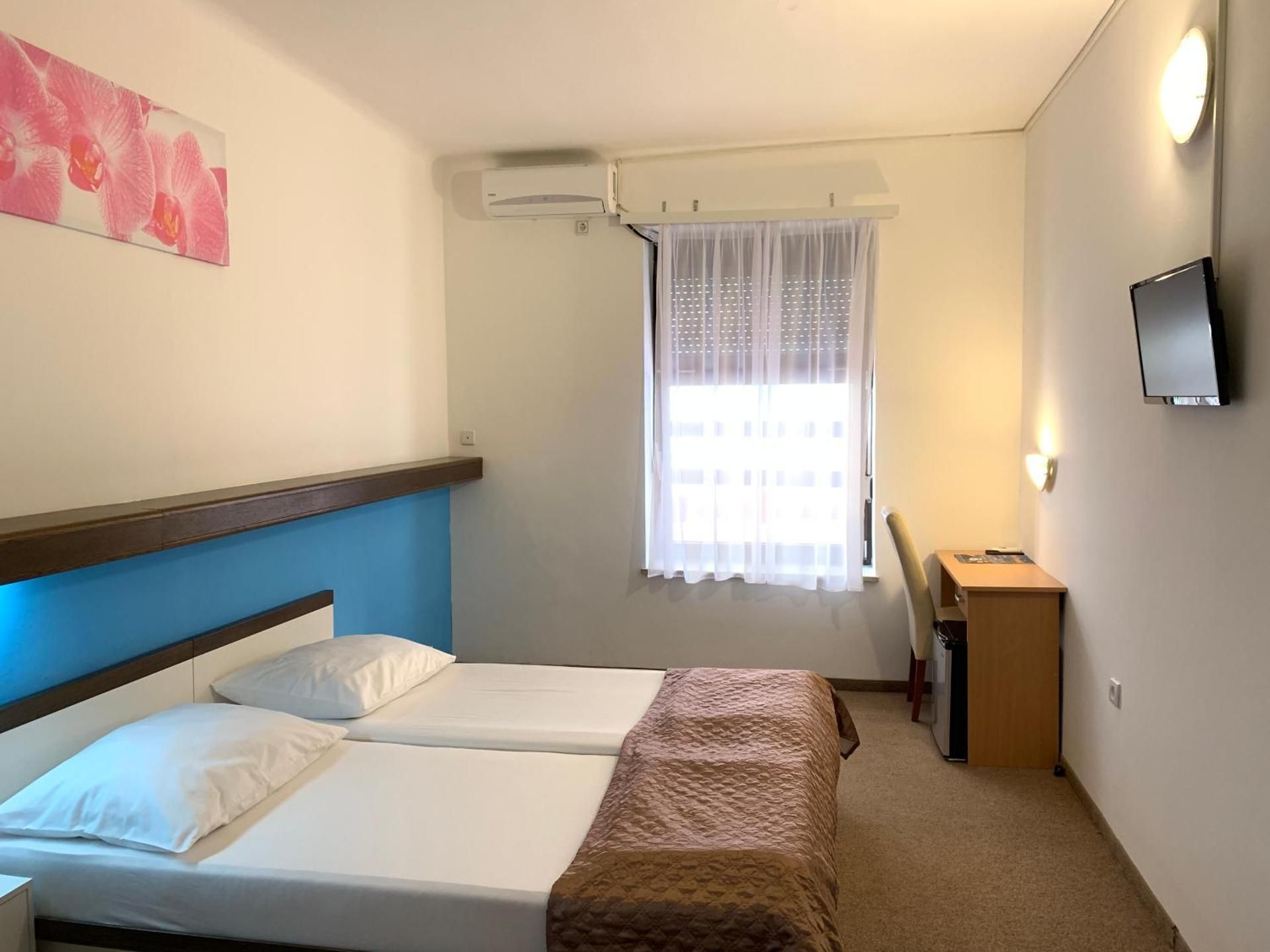 Economy Double Room without Balcony