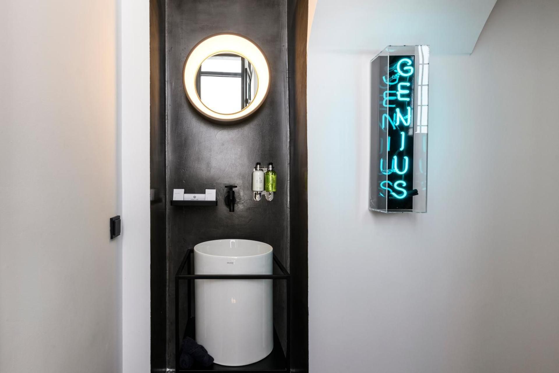 She Mykonos - The Residency Economy Double Room 3