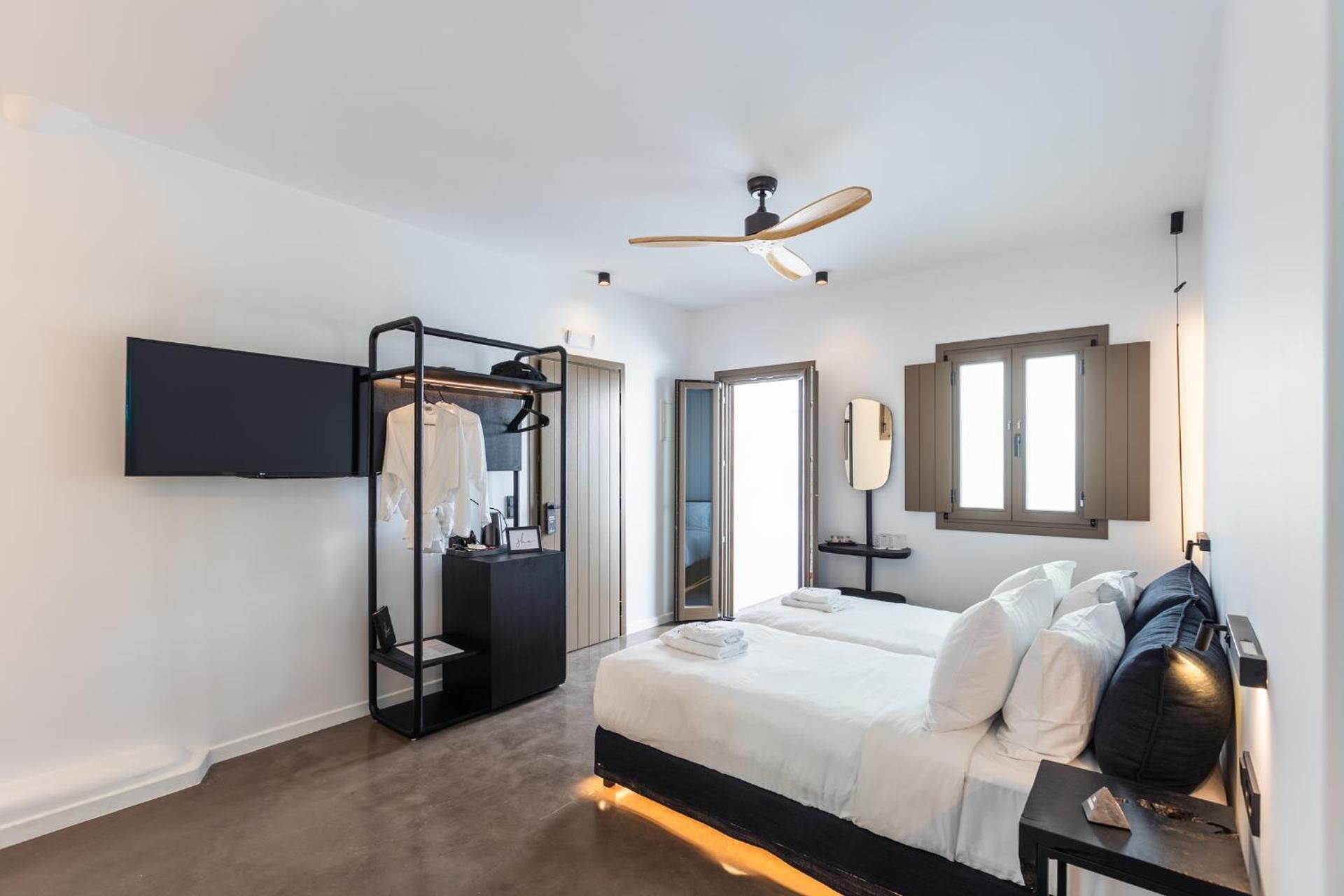 Standard Family Room