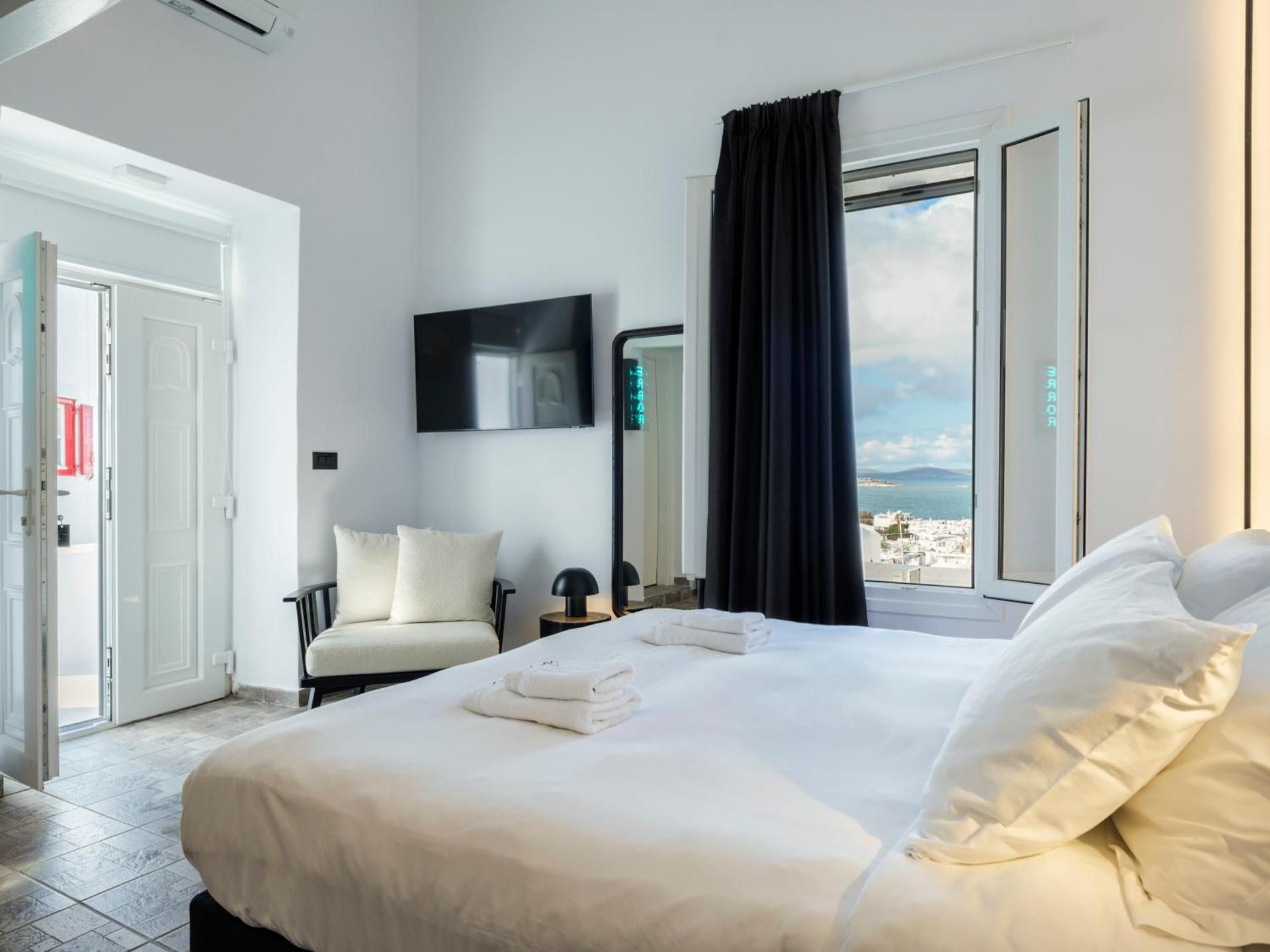 Apartment with View and Balcony