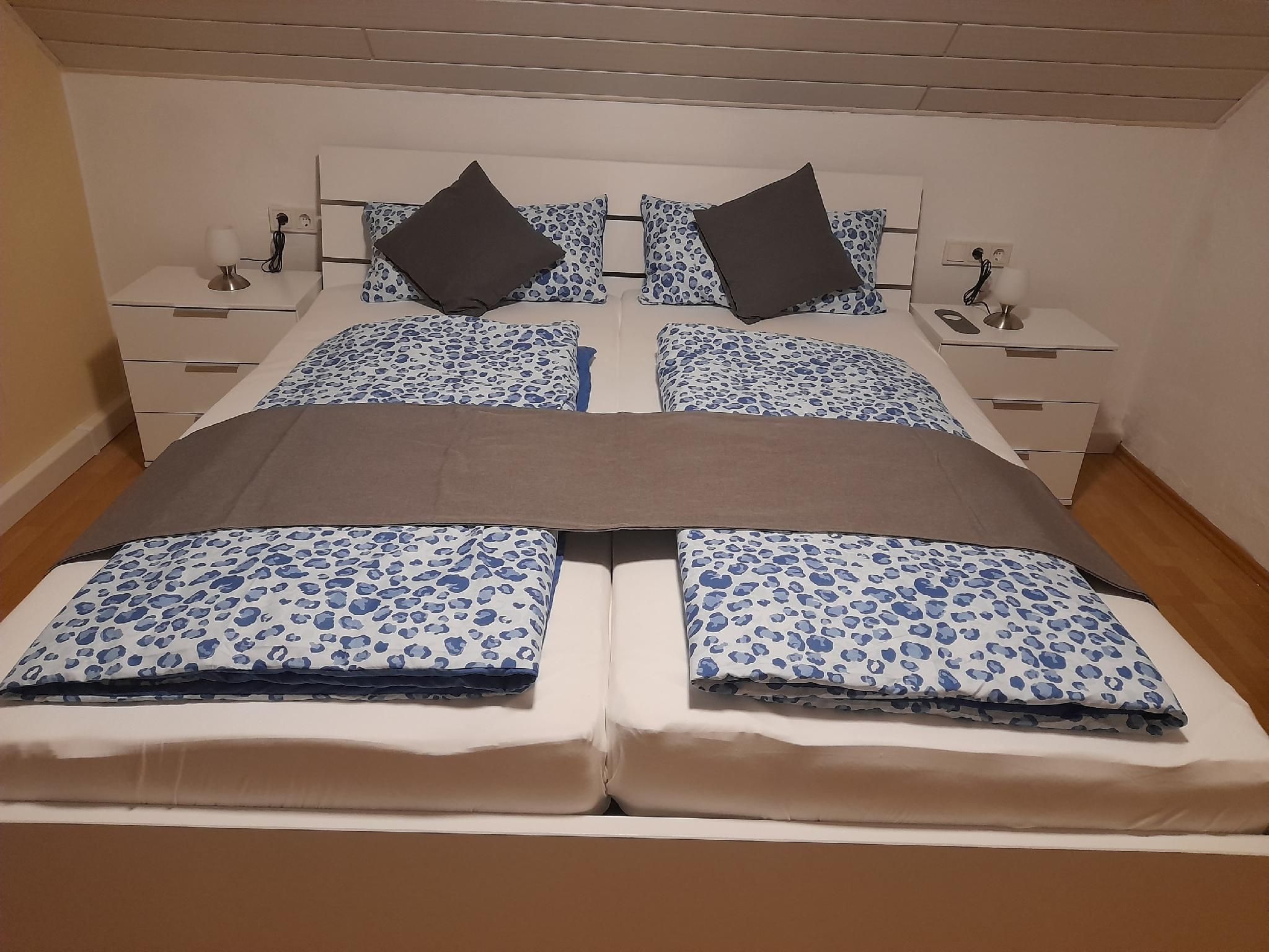 Doppelzimmer-Modern-Eigenes Badezimmer-Gartenblick-Riesling