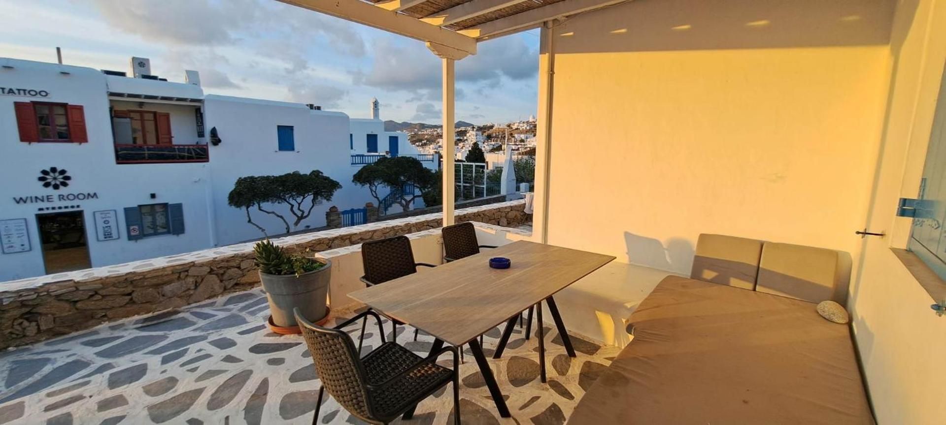 Superior Apartment