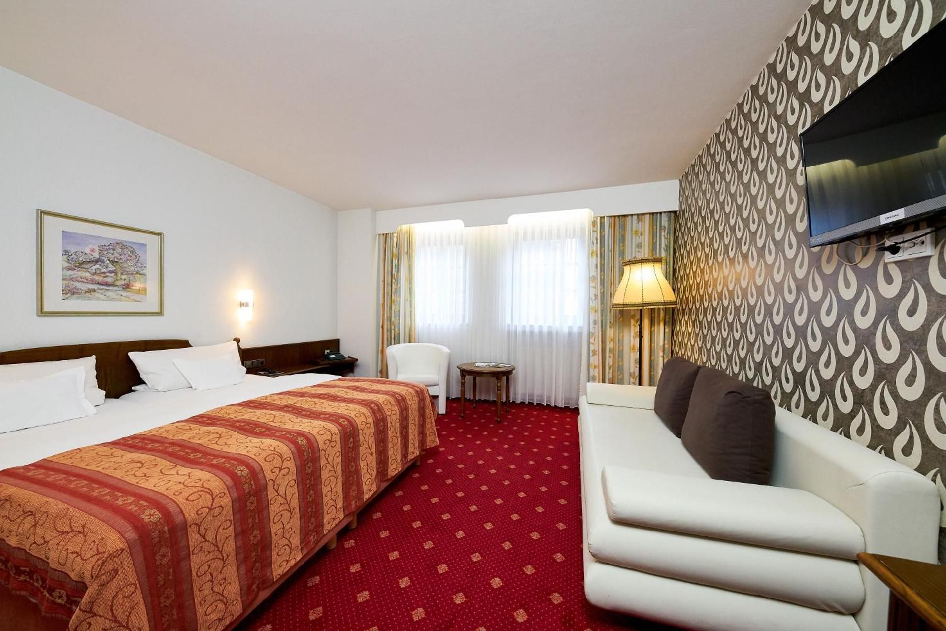 Triple Room