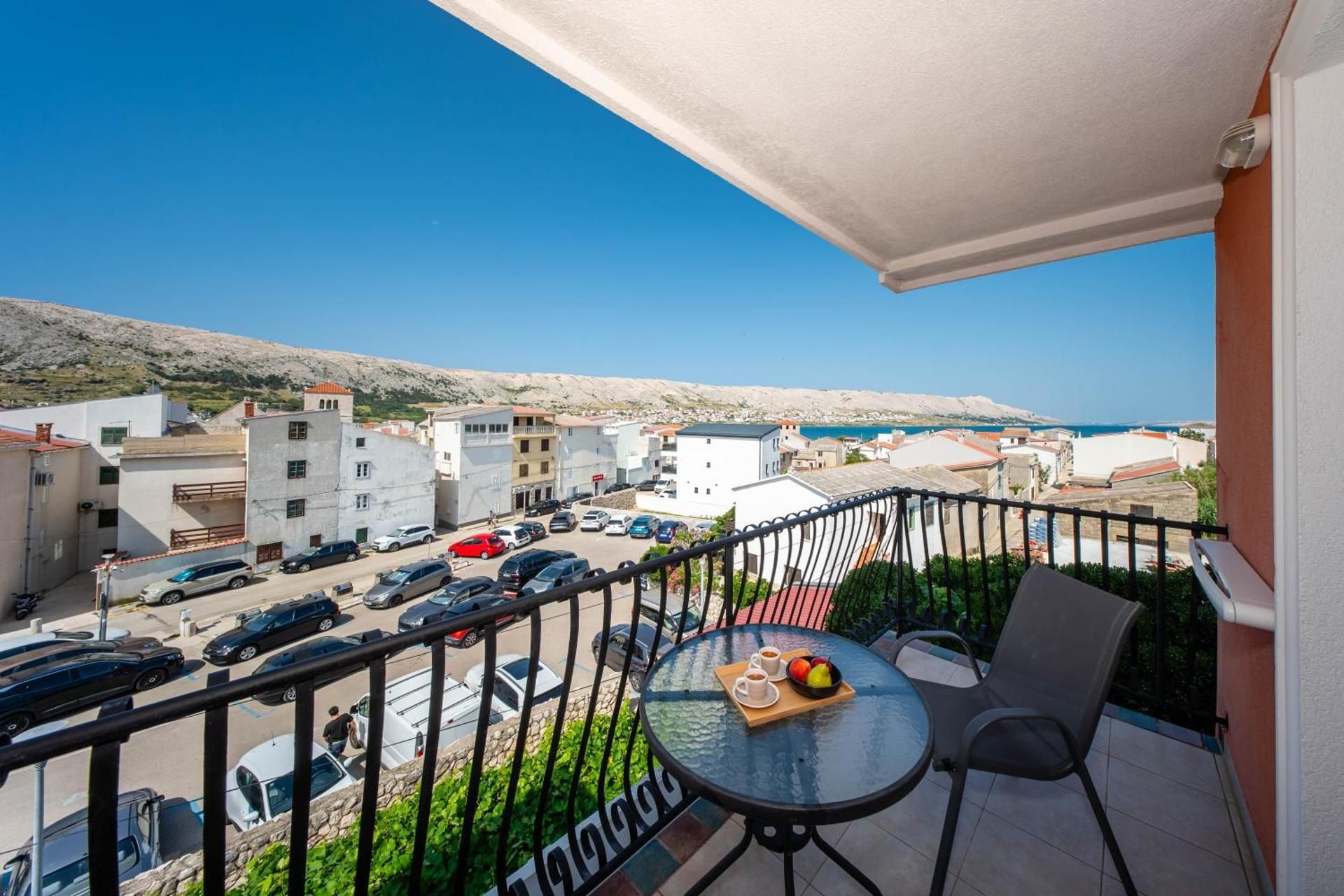 Double Room with Balcony and Sea View