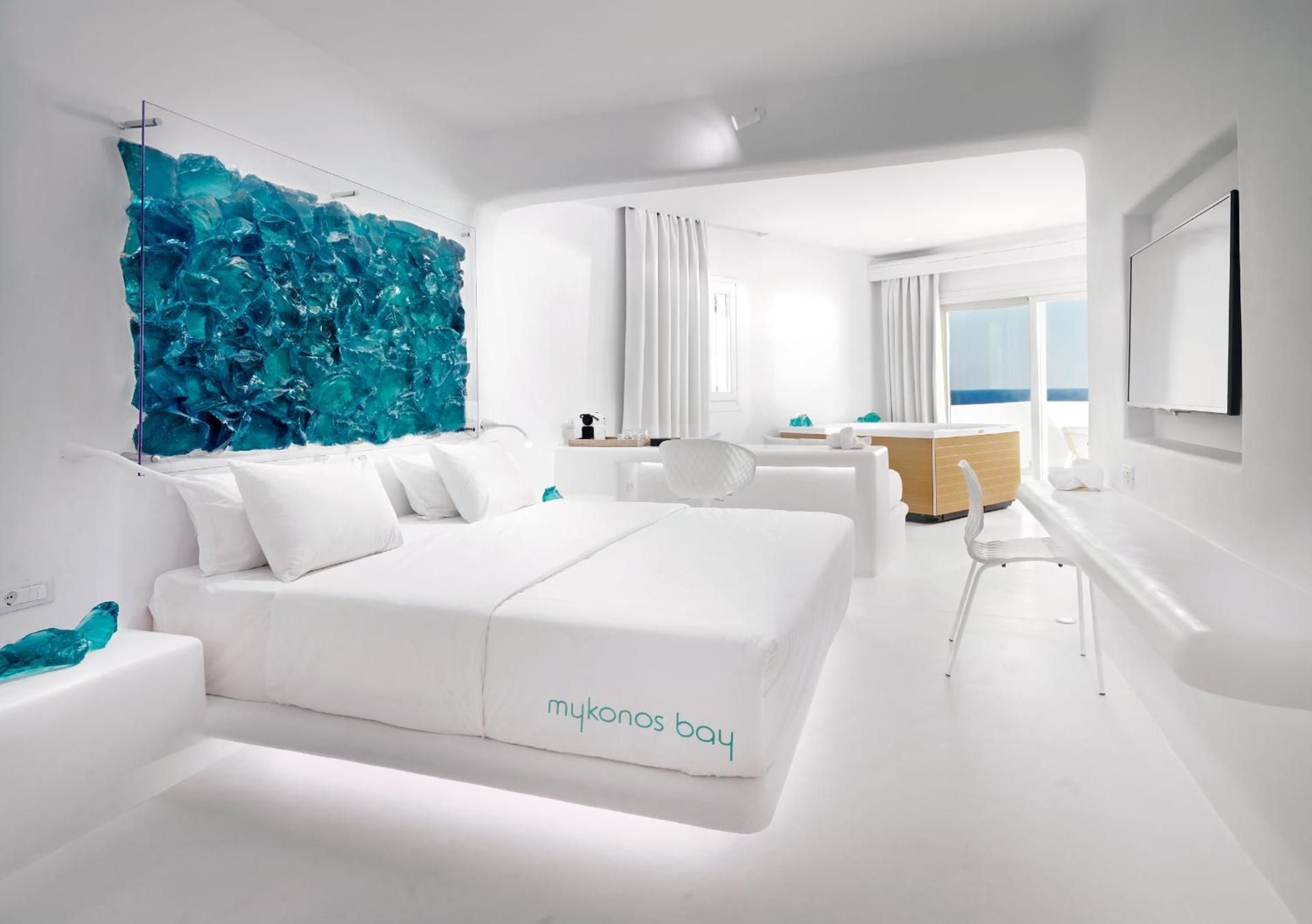 Exclusive Honeymoon Sea View Suite with Indoor Hot Tub