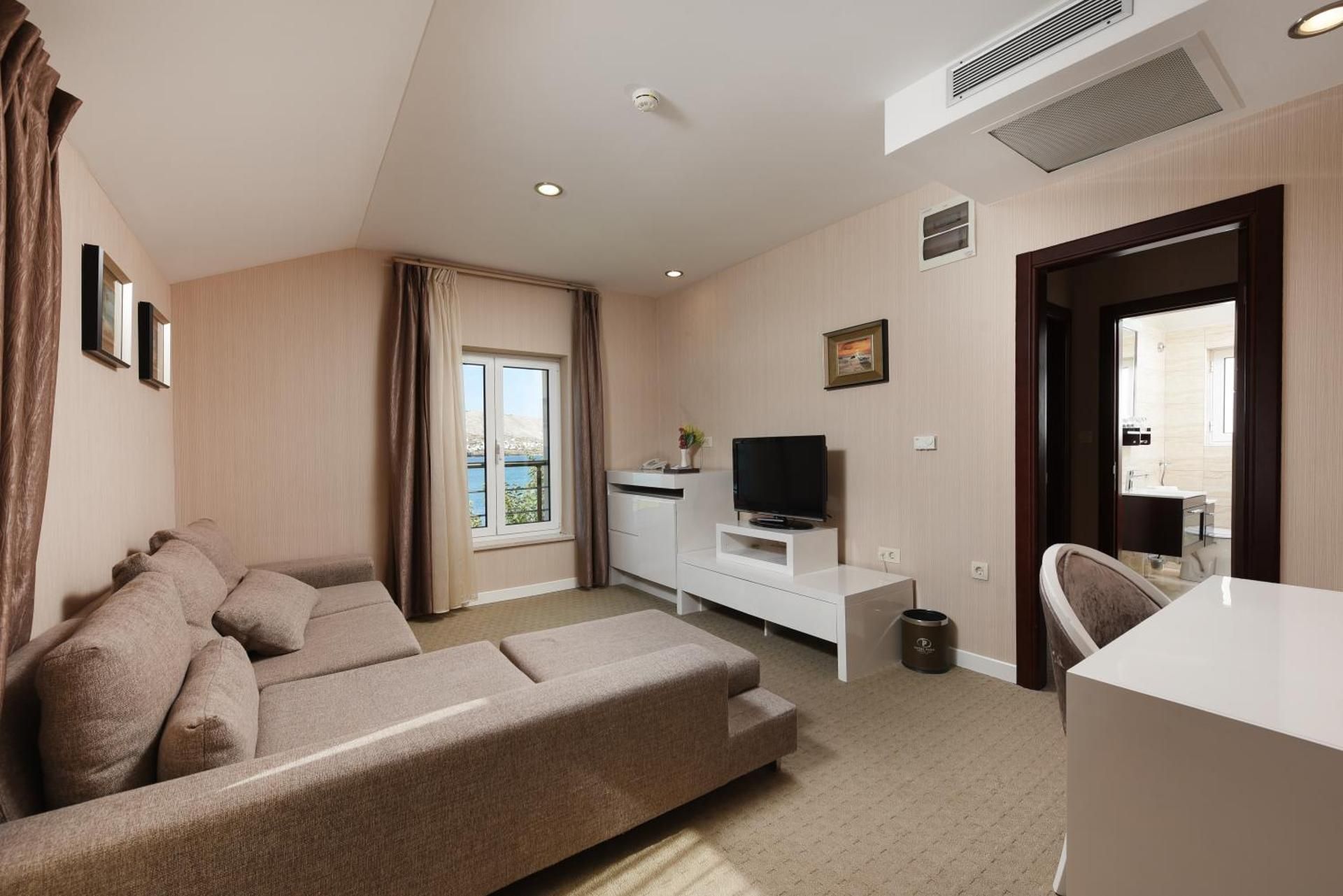 Apartment with Sea View