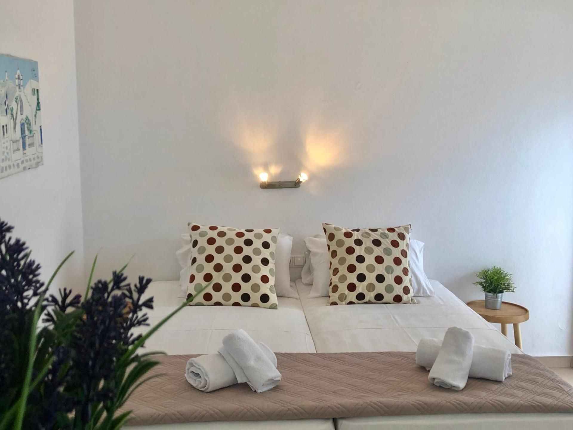 White Myth Large Room 2