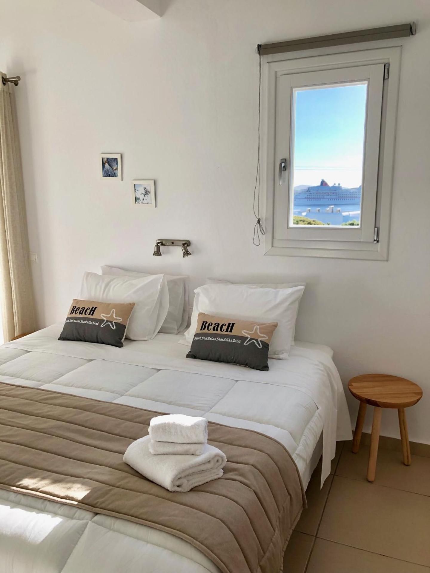 Deluxe Double Room with Balcony and Sea View