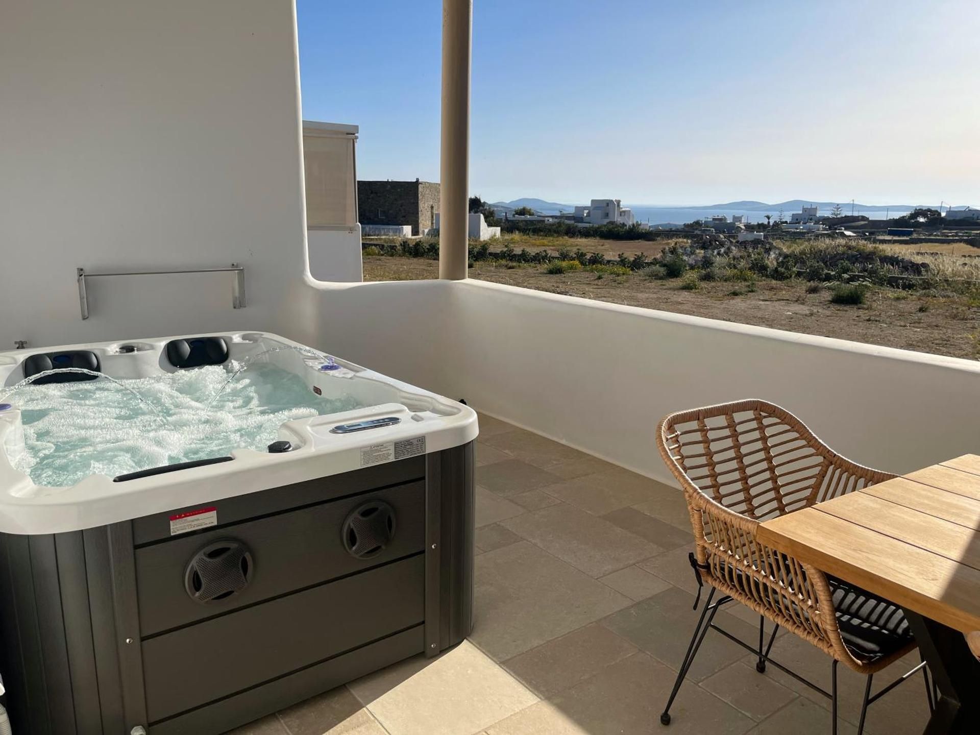 Deluxe Villa with Hot Tub