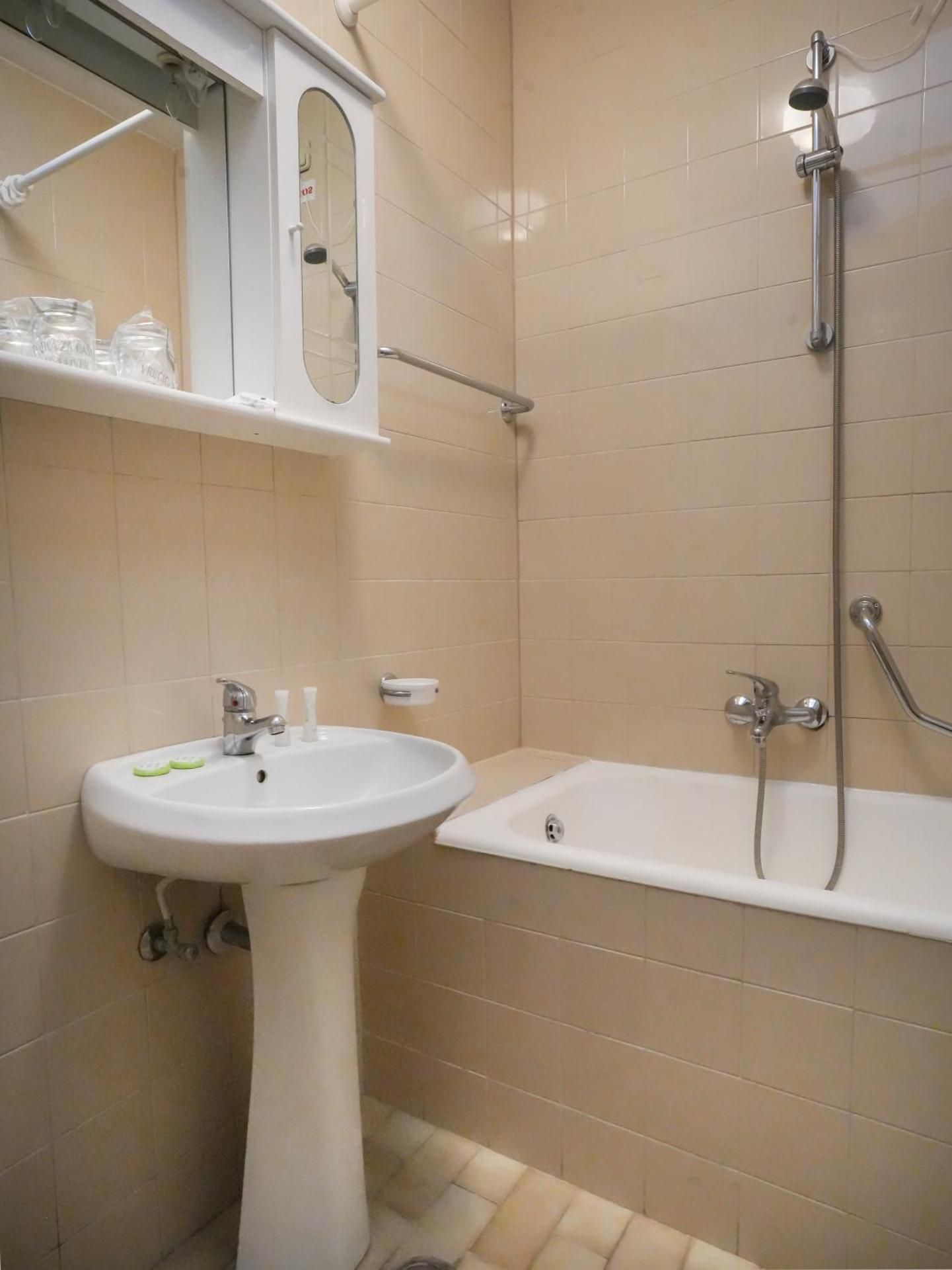 Economy Double or Twin Room without Balcony