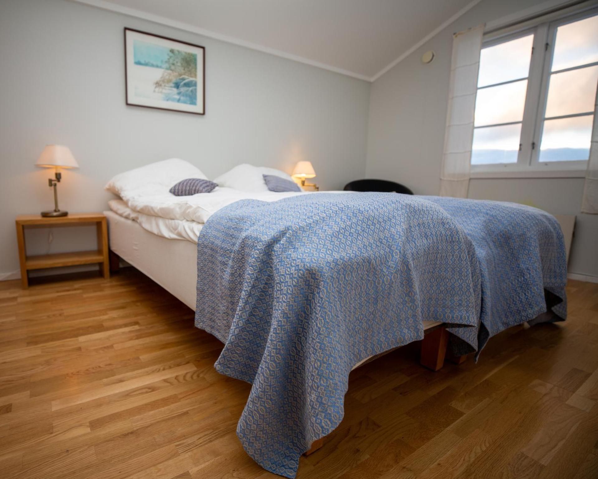 Double or Twin Room with Bathroom
