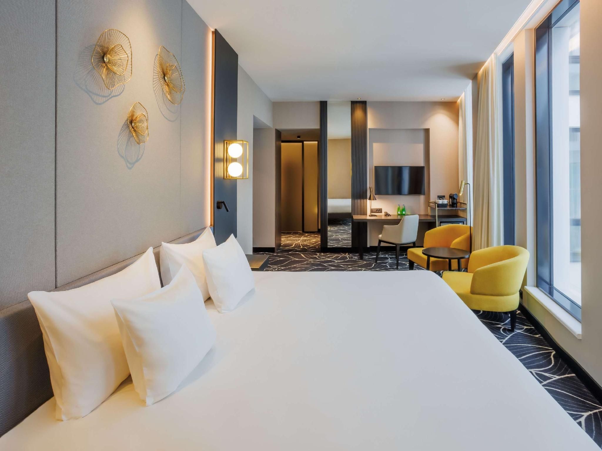 Executive Room with 1 Double Bed