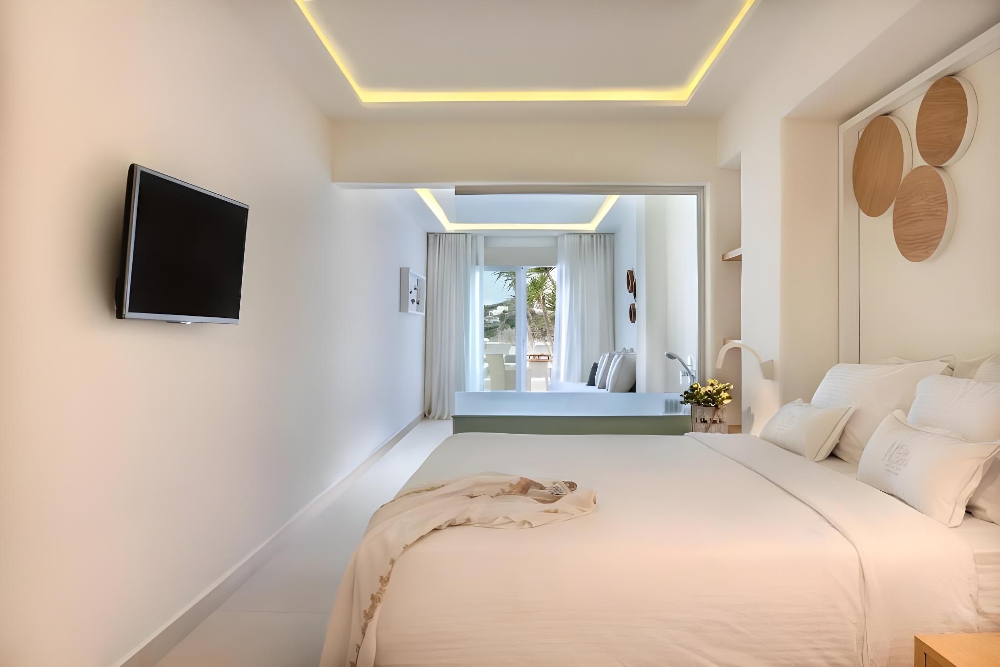 Junior Suite with Private Pool