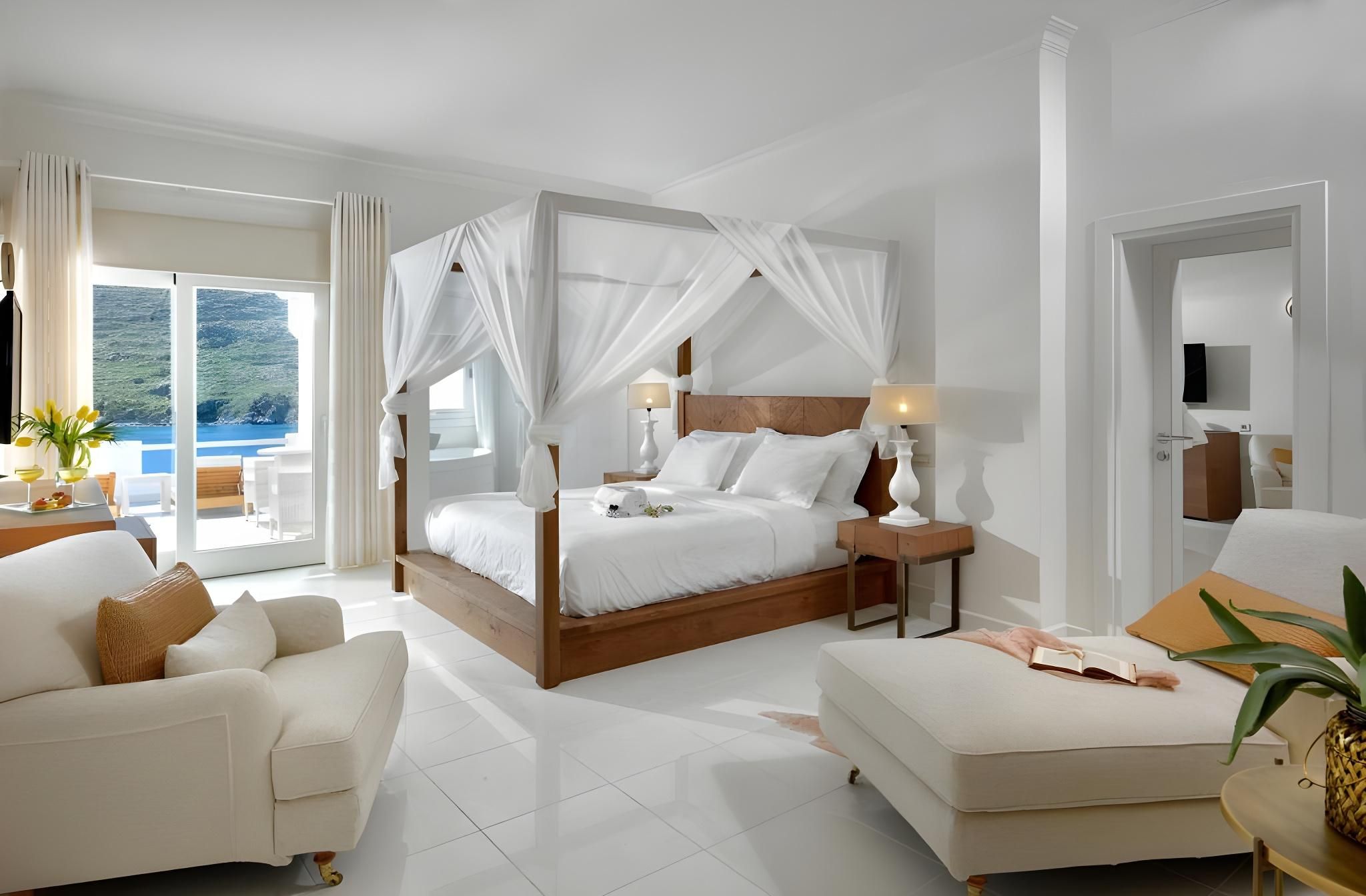 Honeymoon Sea View Suite with Jacuzzi