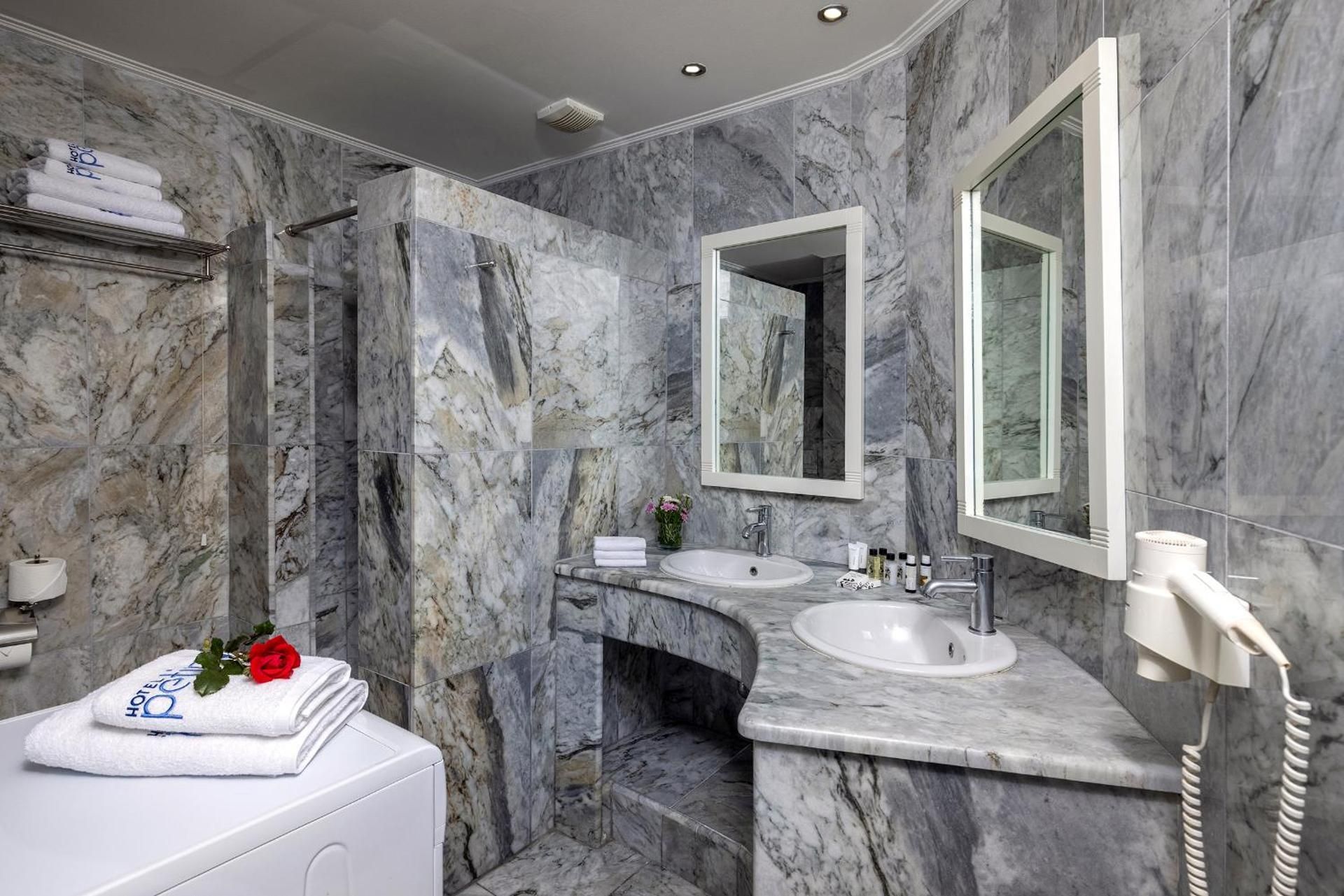 Annex Triple Room - Non-Smoking