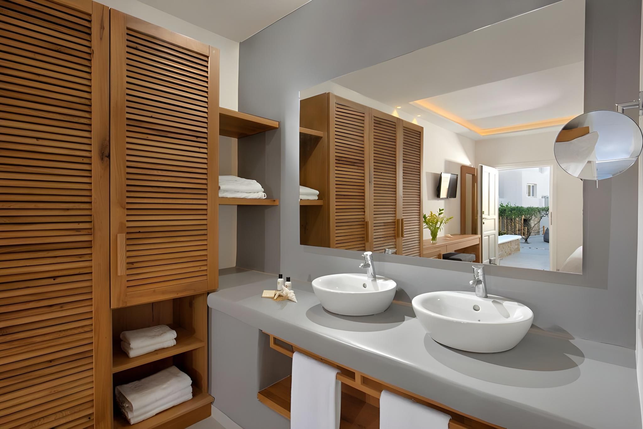 Superior Double Room with Balcony