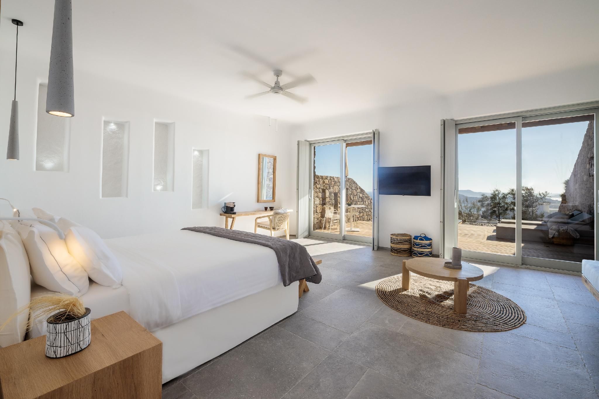 Superior Suite with Private Outdoor Jacuzzi