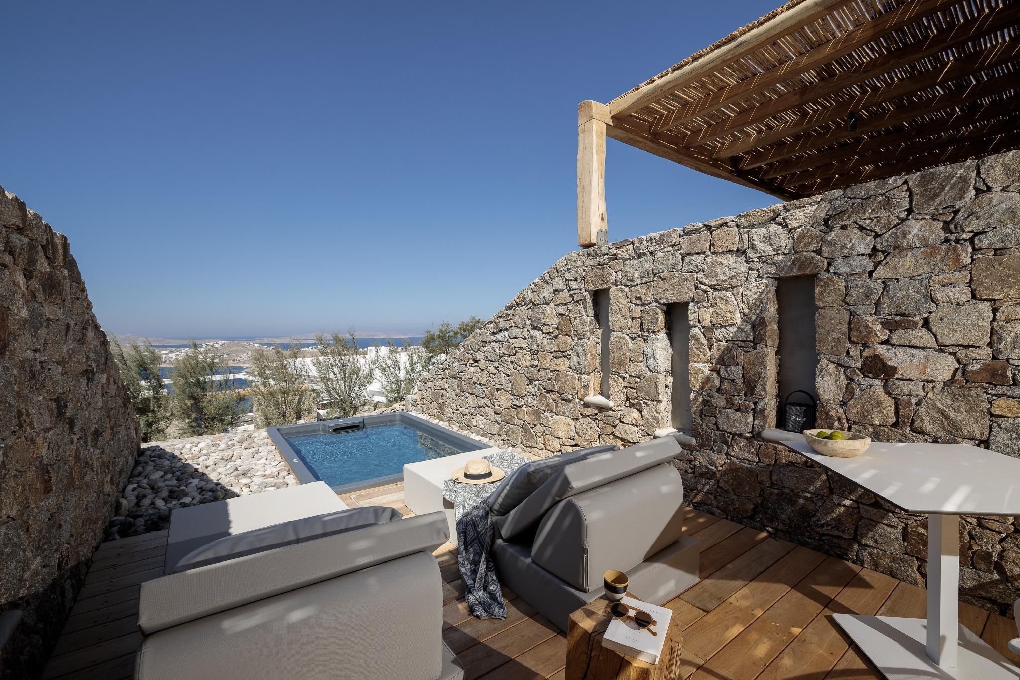 Suite with Jacuzzi
