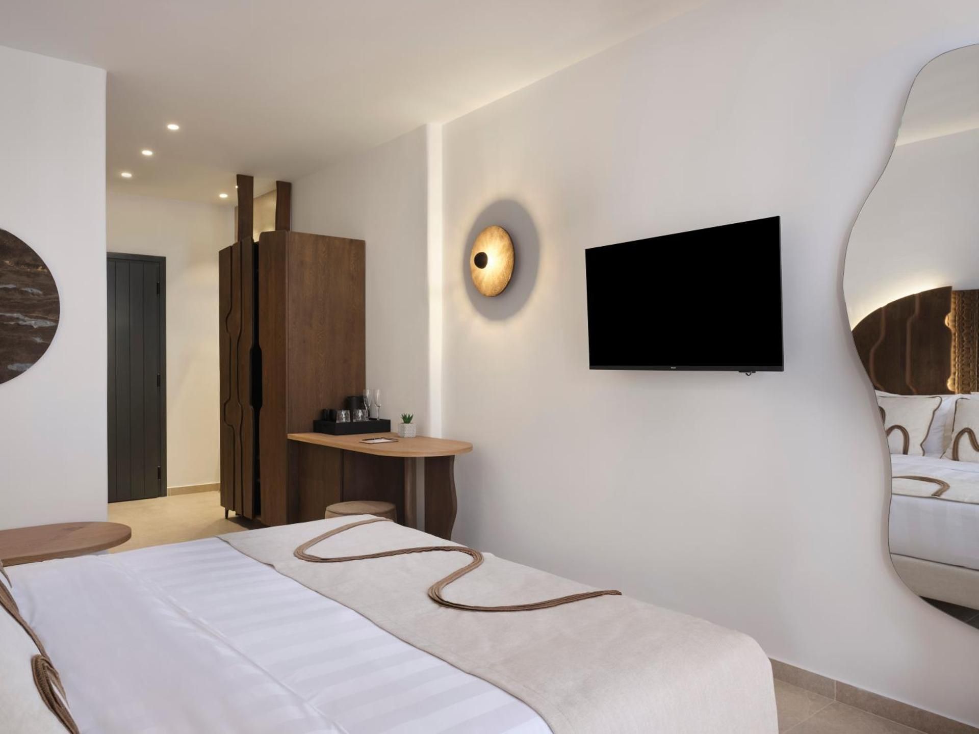 Deluxe Double Room with Pool View