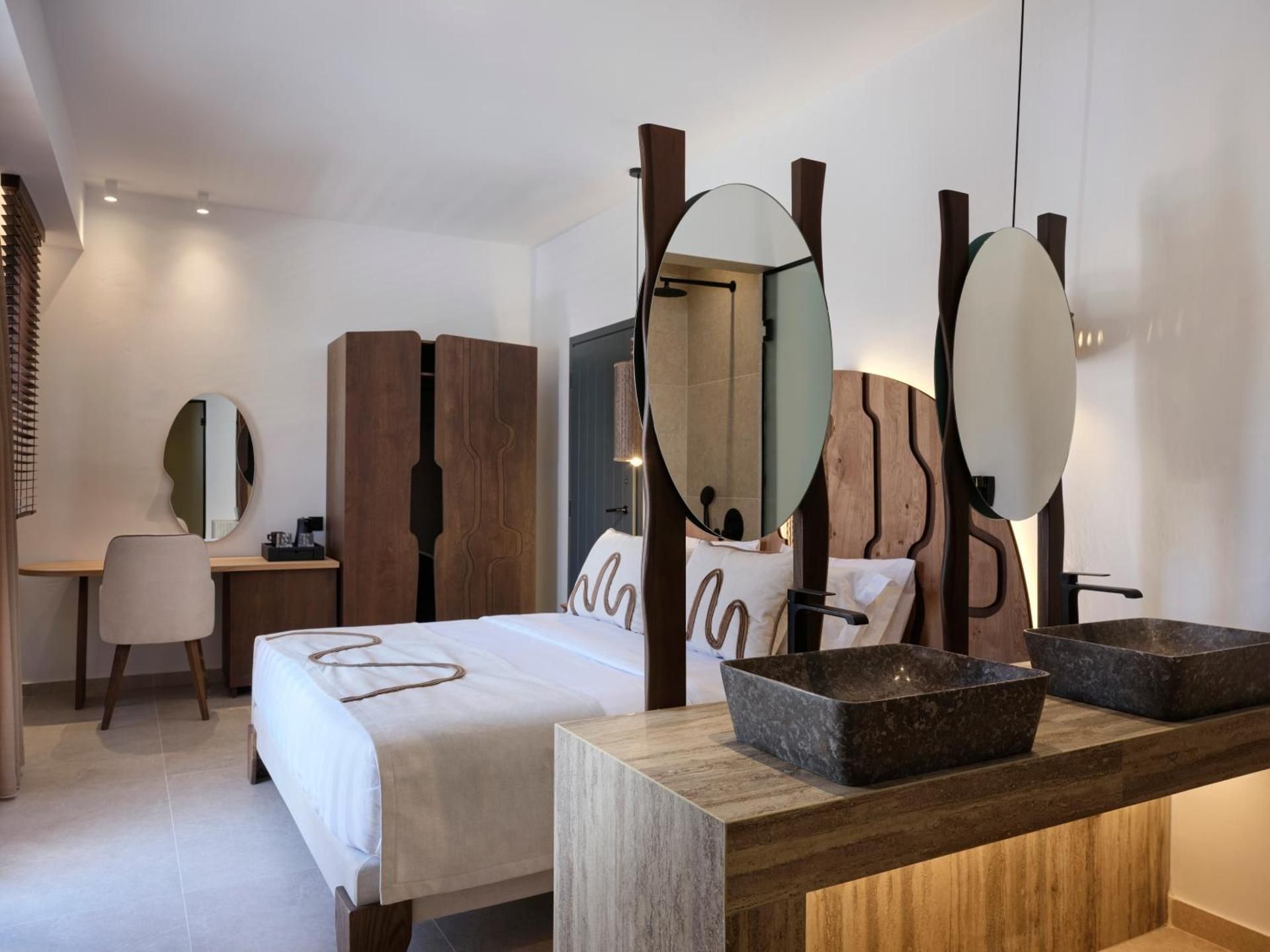 Executive Suite with Private Jacuzzi