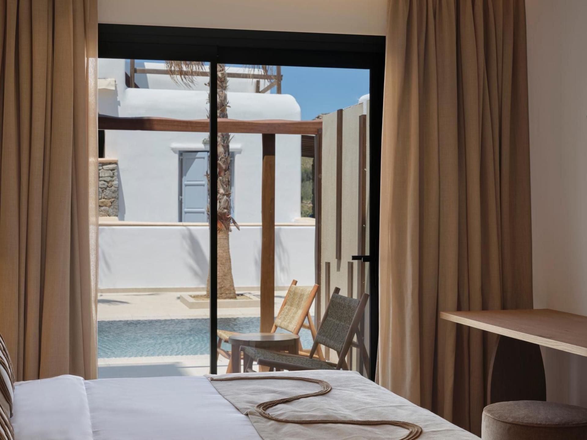 Cozy Suite With Shared Heated Pool