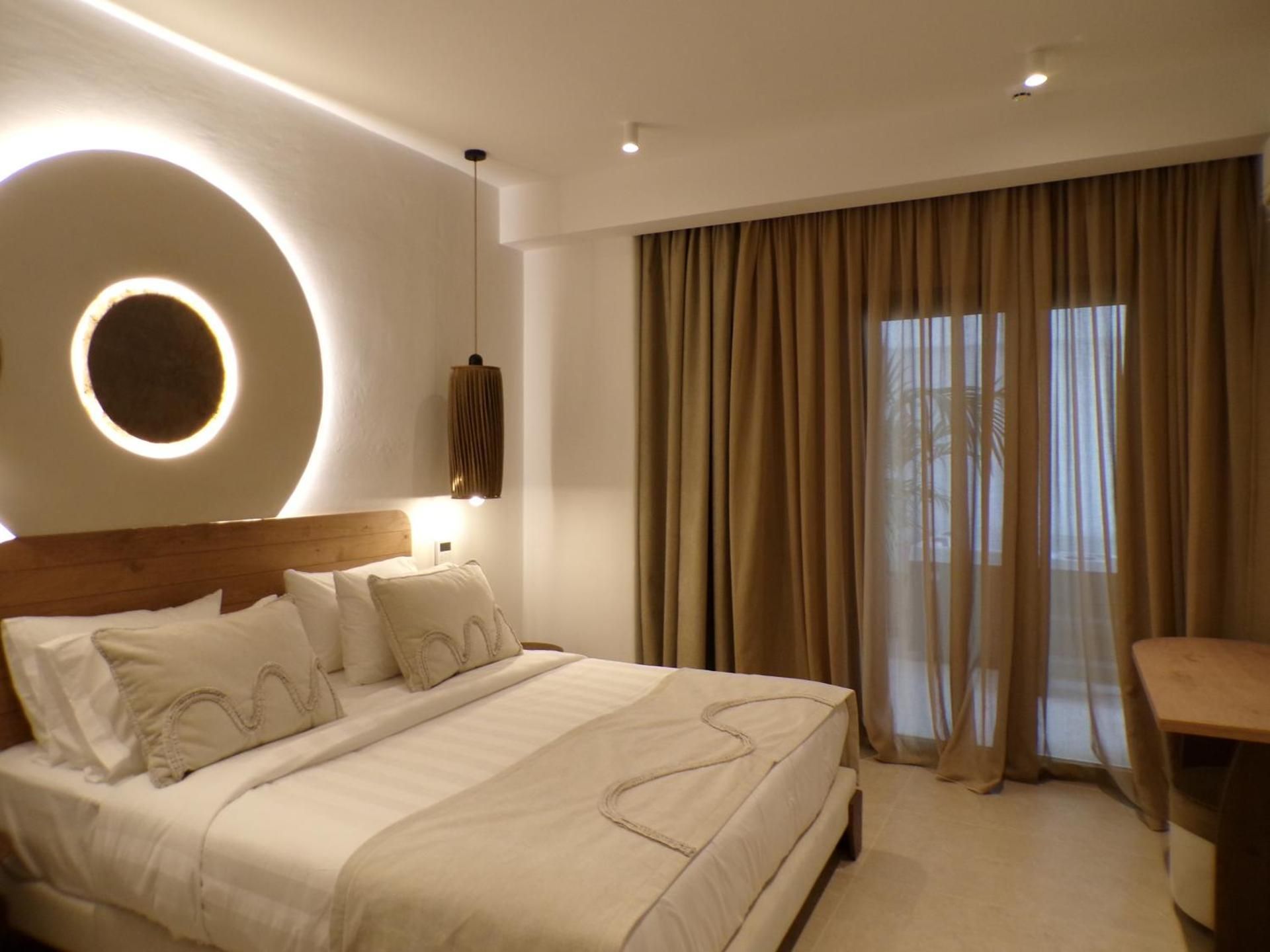 Premier One-Bedroom Apartment With Private Jacuzzi