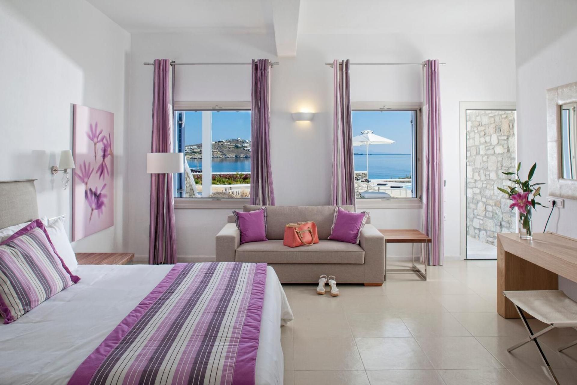 Deluxe Suite with Sea View and Outdoor Hot Tub