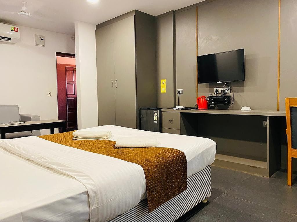 Ticlo Resorts Executive Room 5