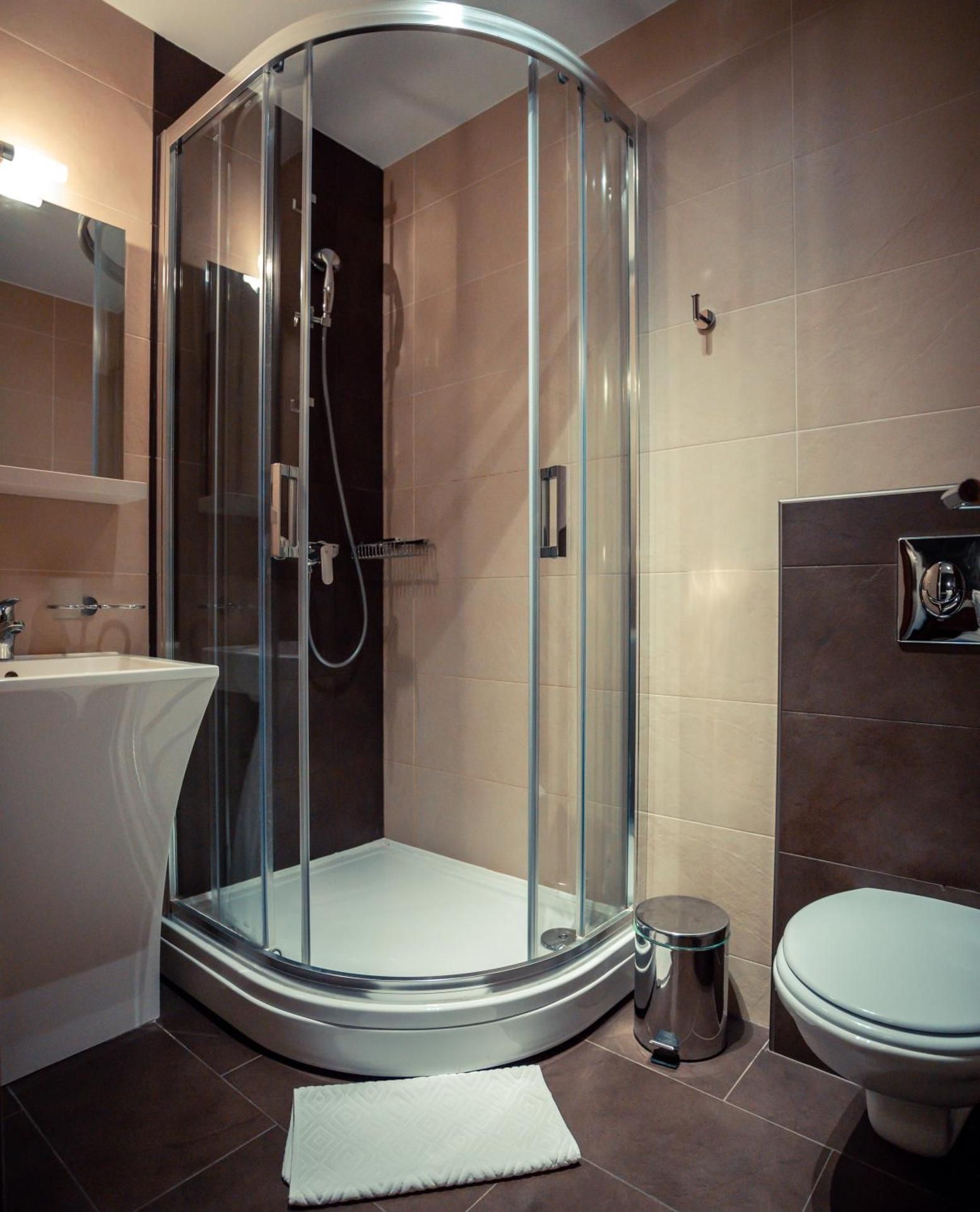 Golden Lakes Rooms Double Room 3