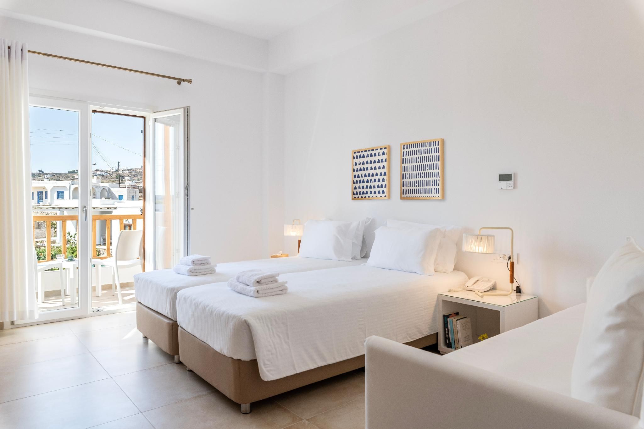 Chill Out Room for 3