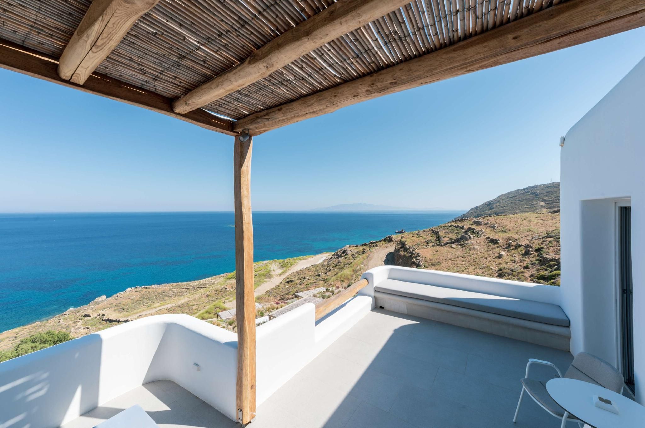 Superior Room Jetted Tub Sea View