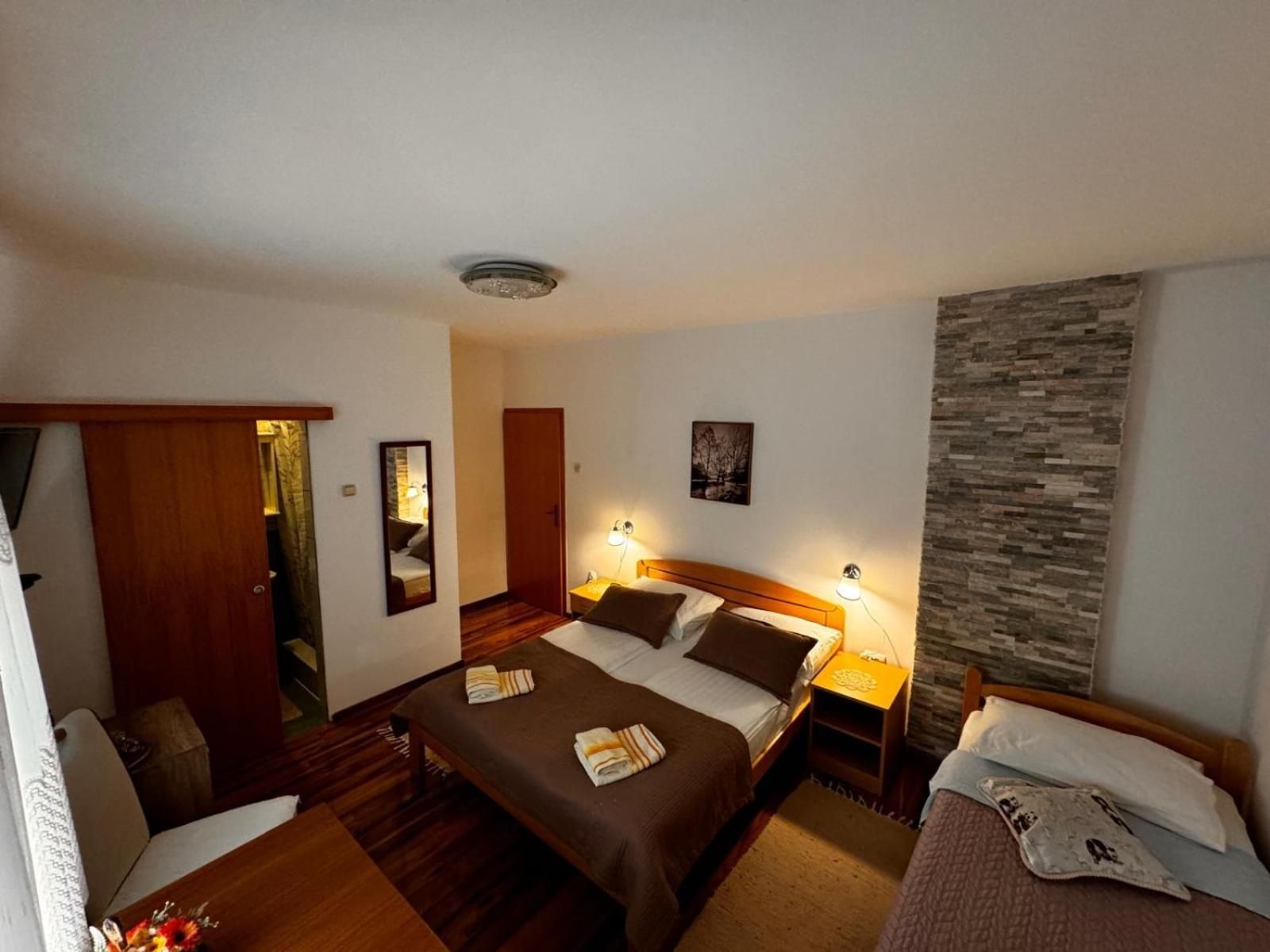 Triple Room with Terrace